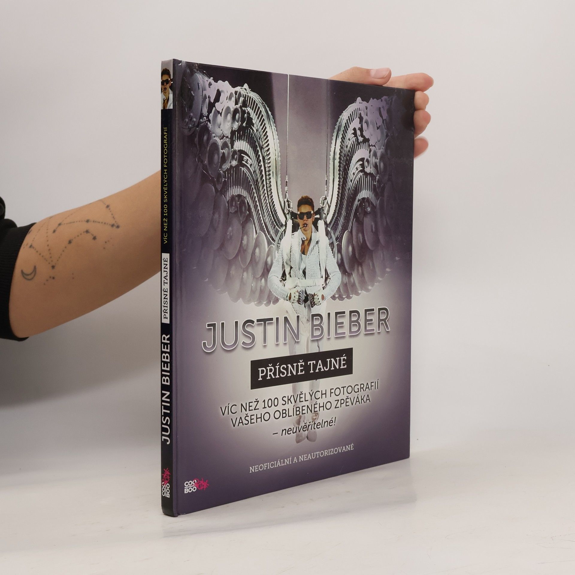 Autorenkollektiv Justin Bieber: Přísně tajné : neoficiální a neautorizované