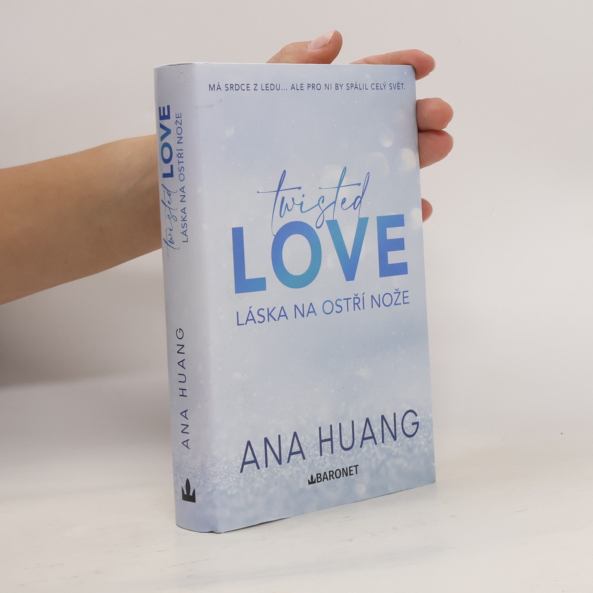 Twisted love. Láska na ostří nože