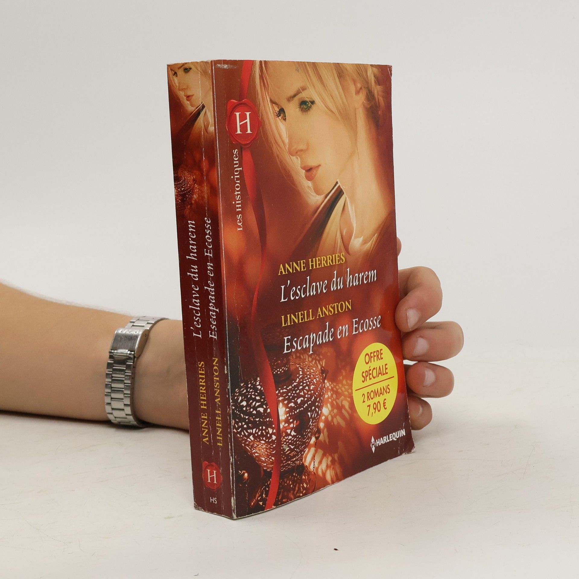 Anne Herries L'esclave du harem ; Escapade en Ecosse