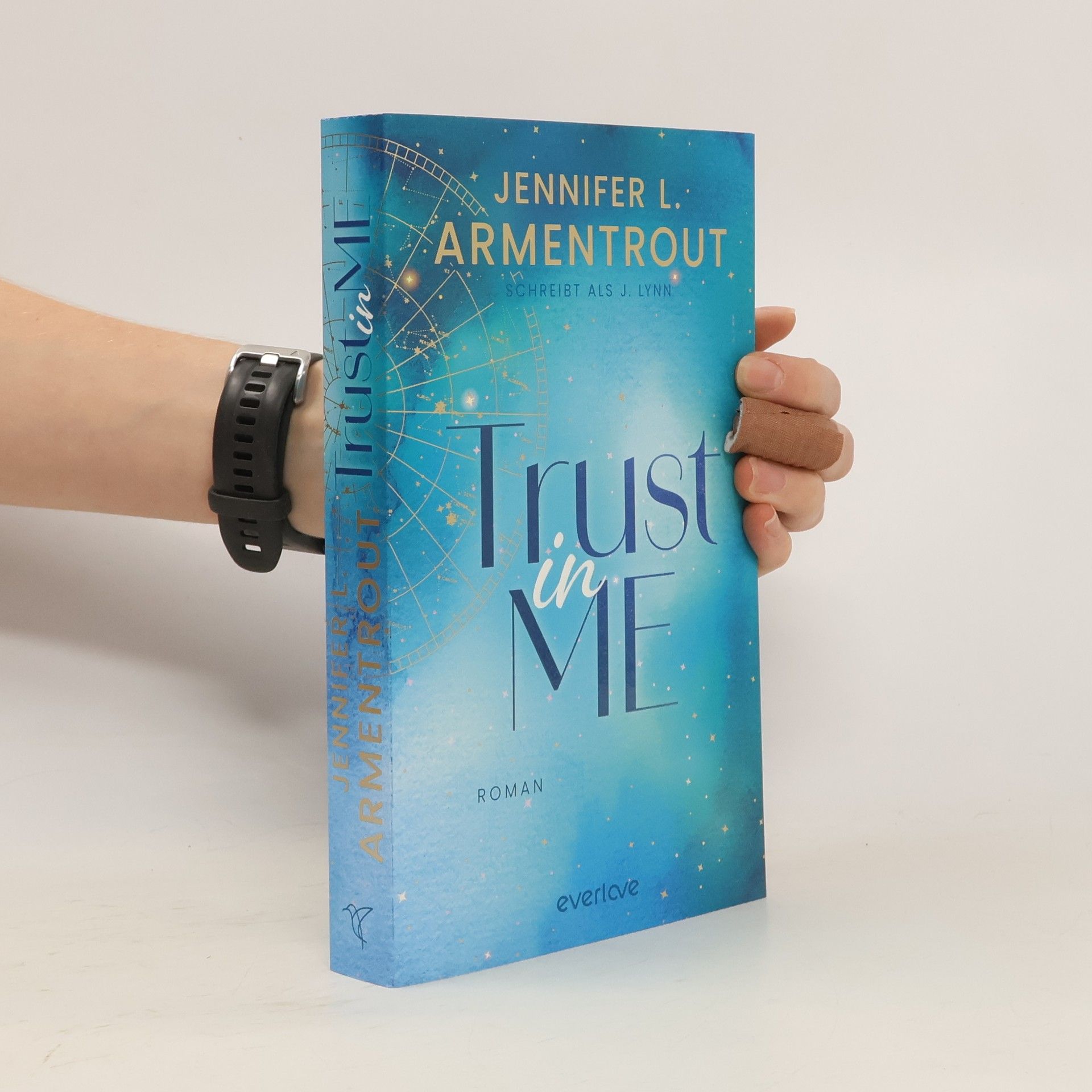 Jennifer L. Armentrout Trust in Me