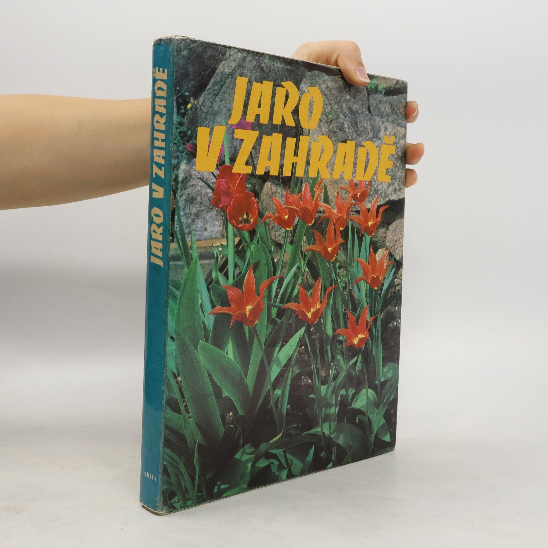 Collectif d'auteurs Jaro v zahradě