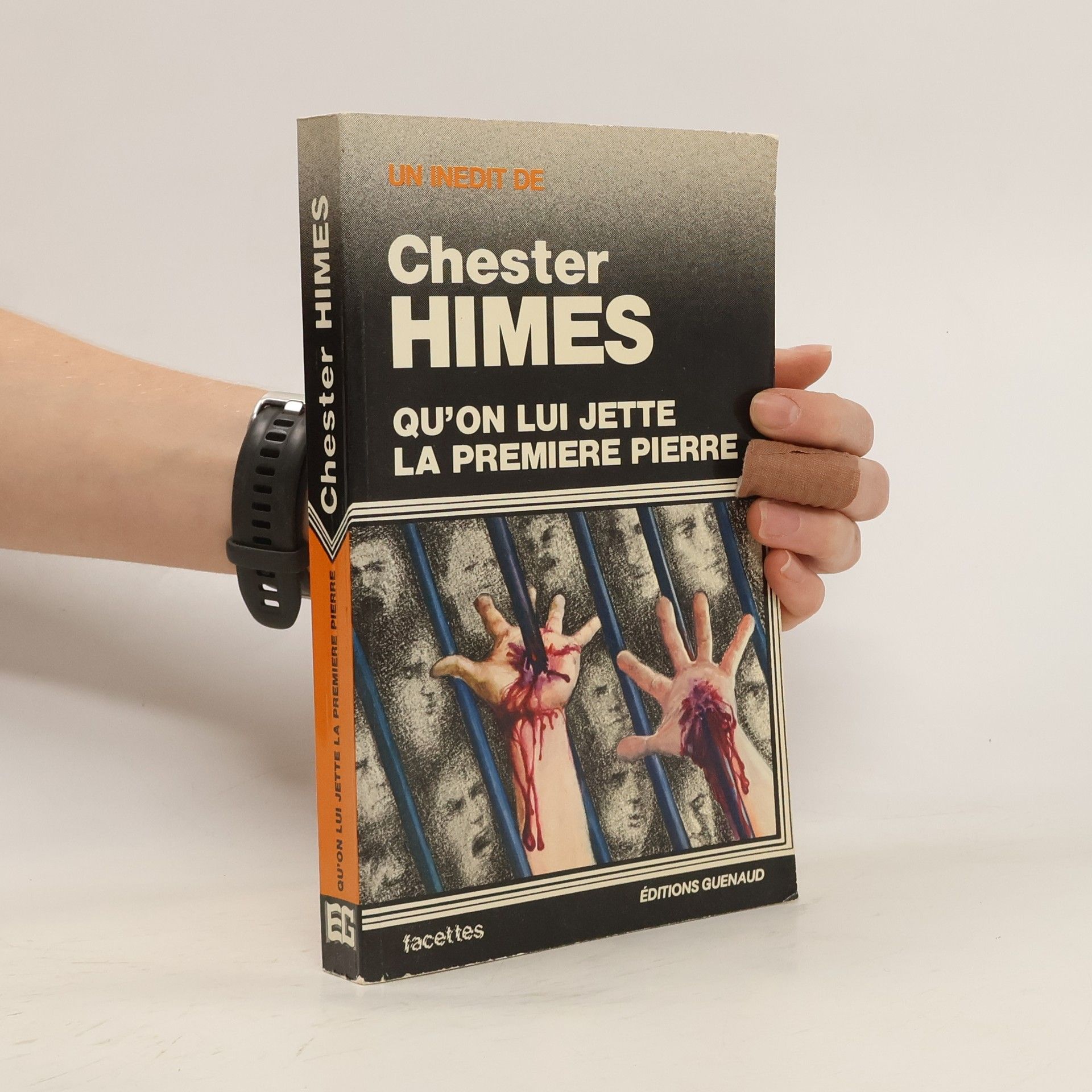 Qu'on lui jette la première pierre