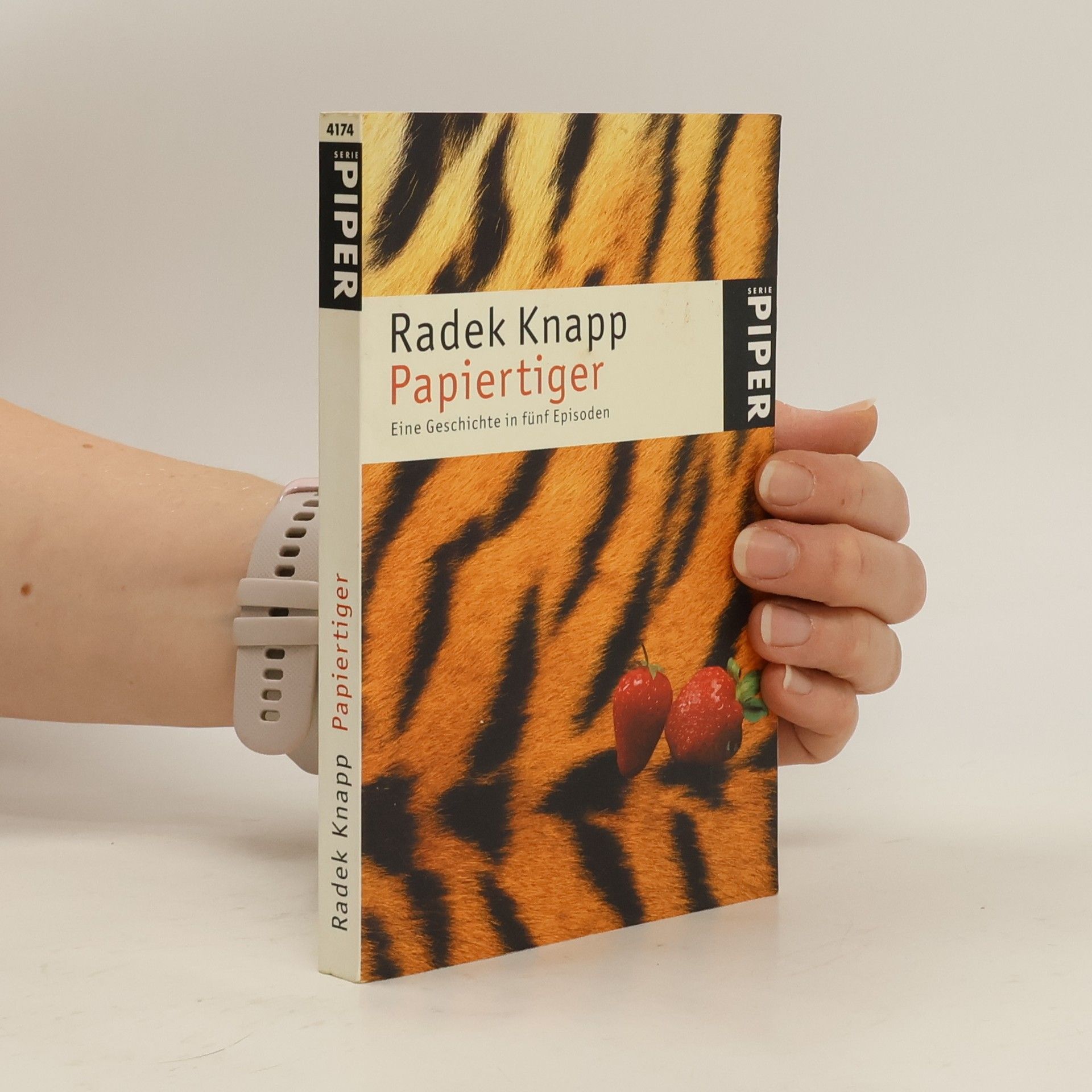 Radek Knapp Papiertiger