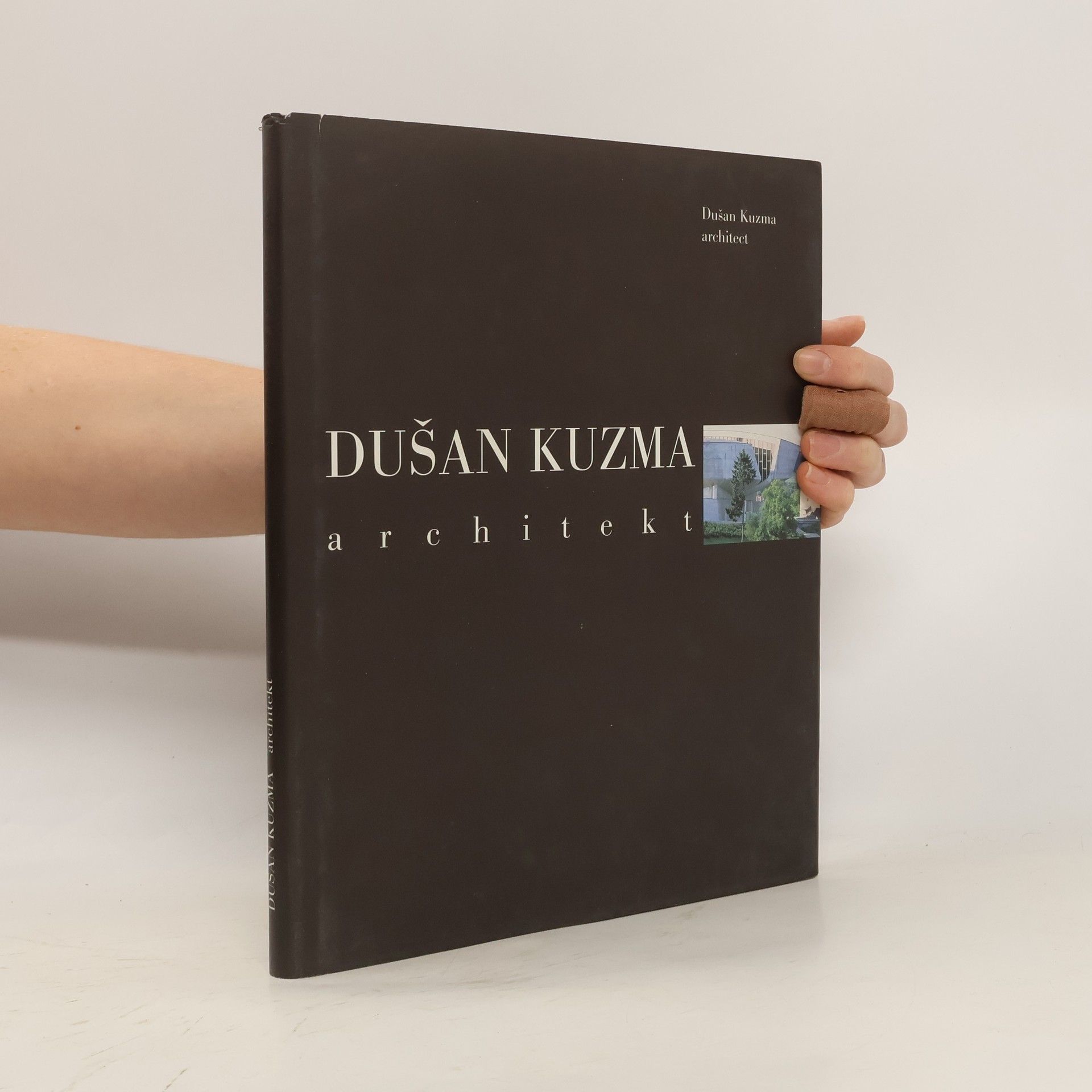 Dušan Kuzma, architekt. Dušan Kuzma, architect