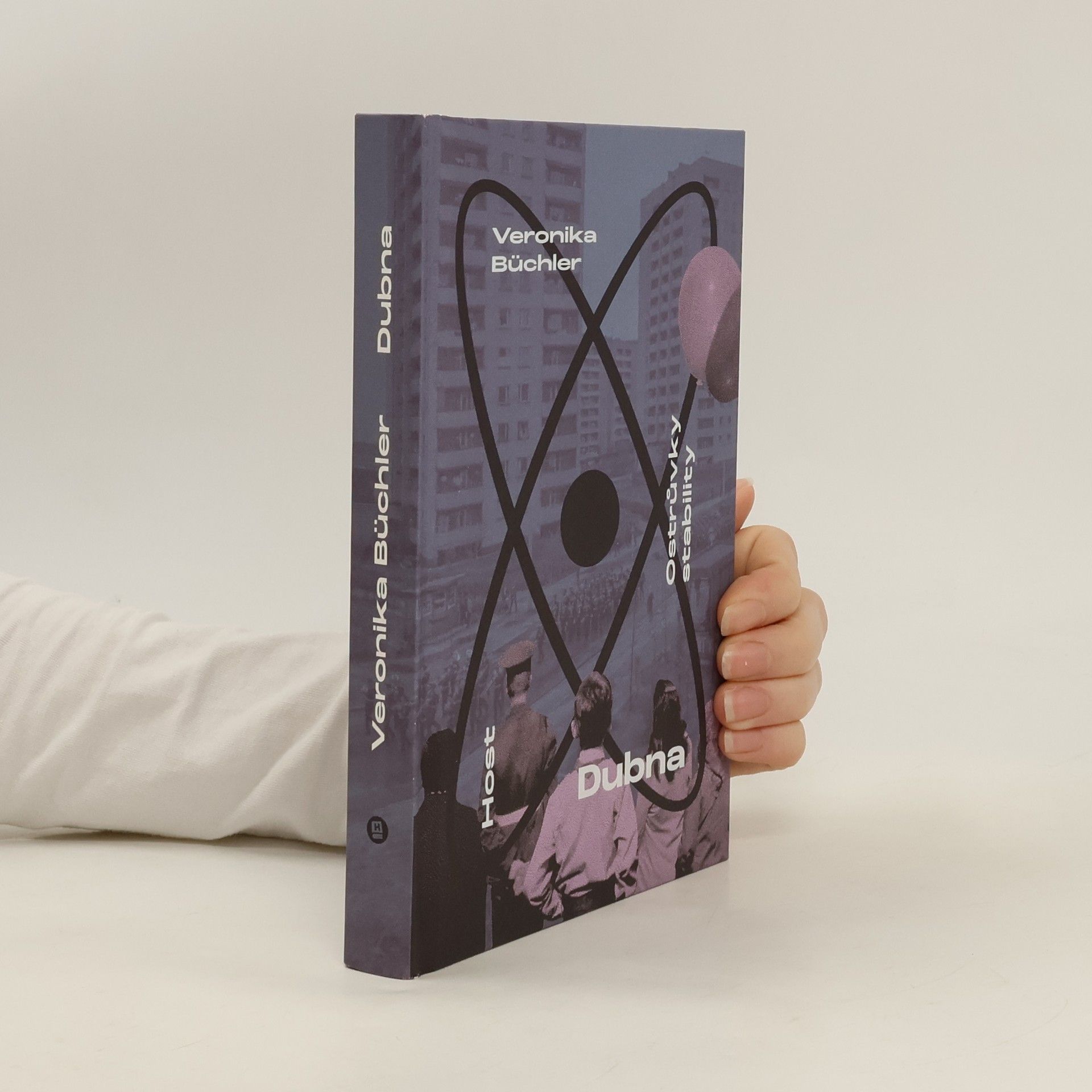 Veronika Hladilová Dubna: Ostrůvky stability