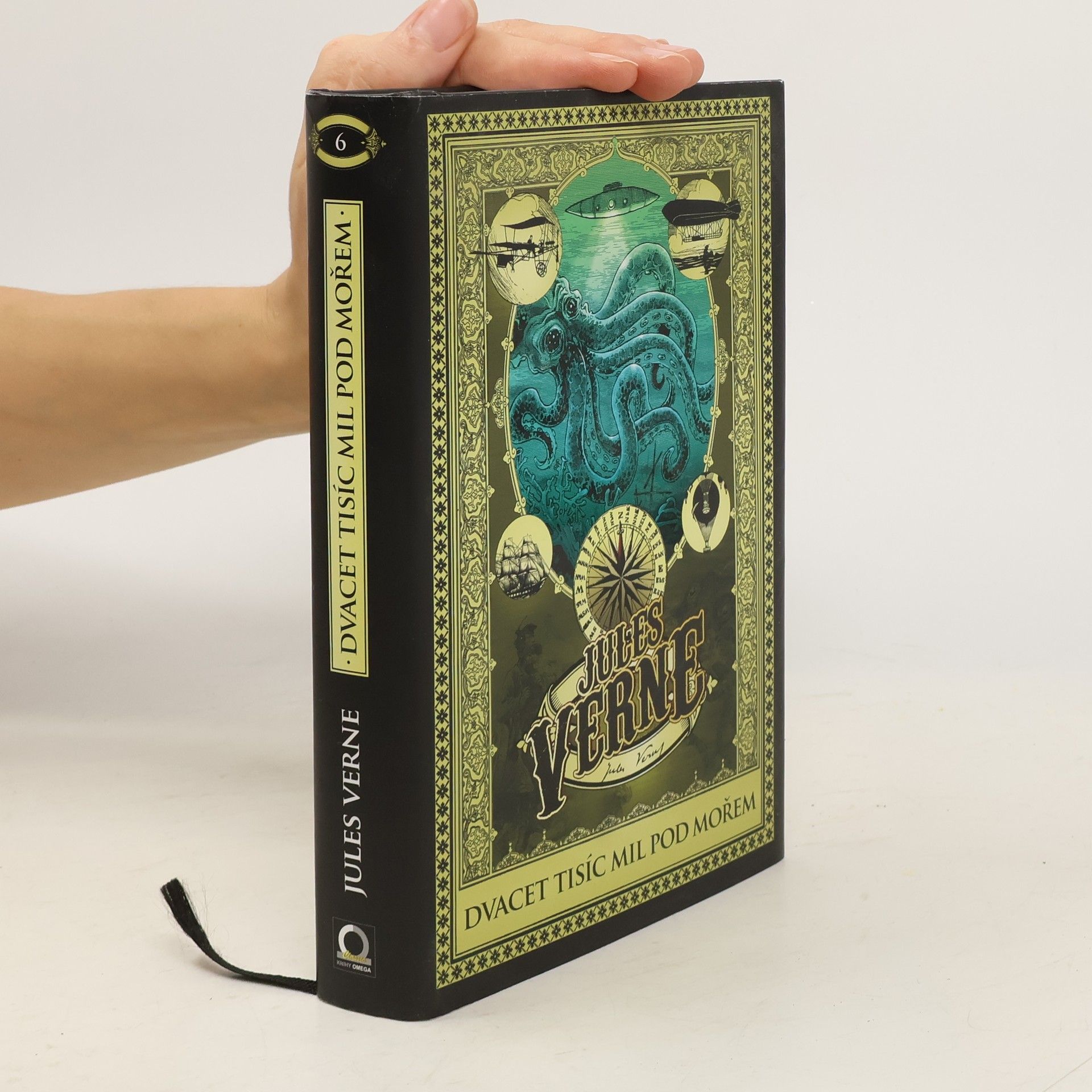Dvacet tisíc mil pod mořem