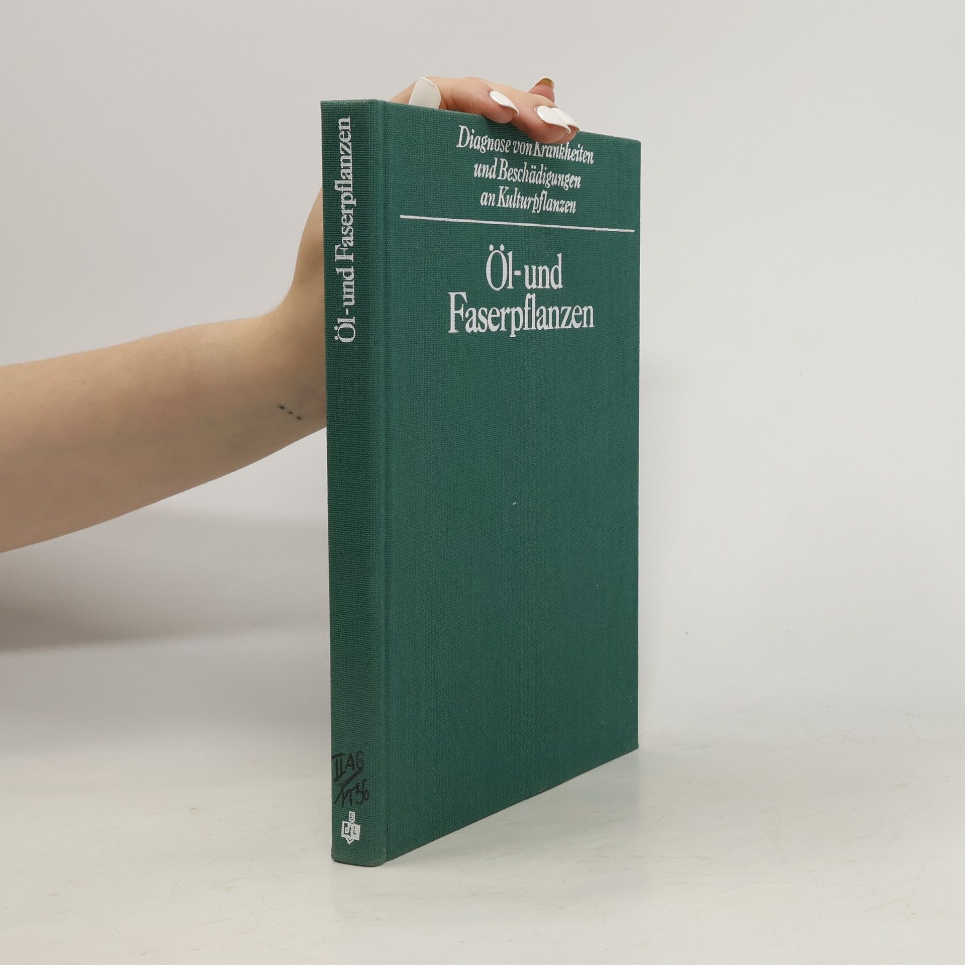 Collectif d'auteurs Diagnose von Krankheiten und Beschädigungen an Kulturpflanzen
