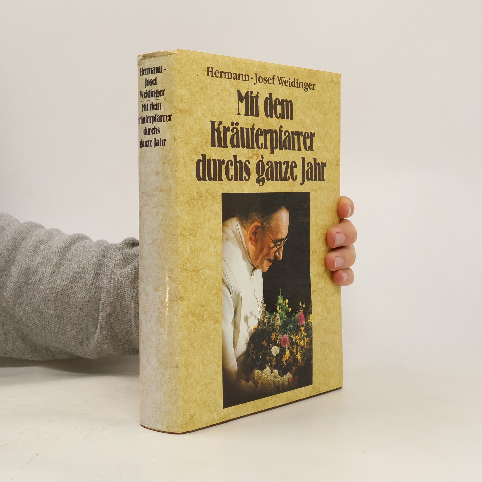 Mit dem Kräuterpfarrer durchs ganze Jahr