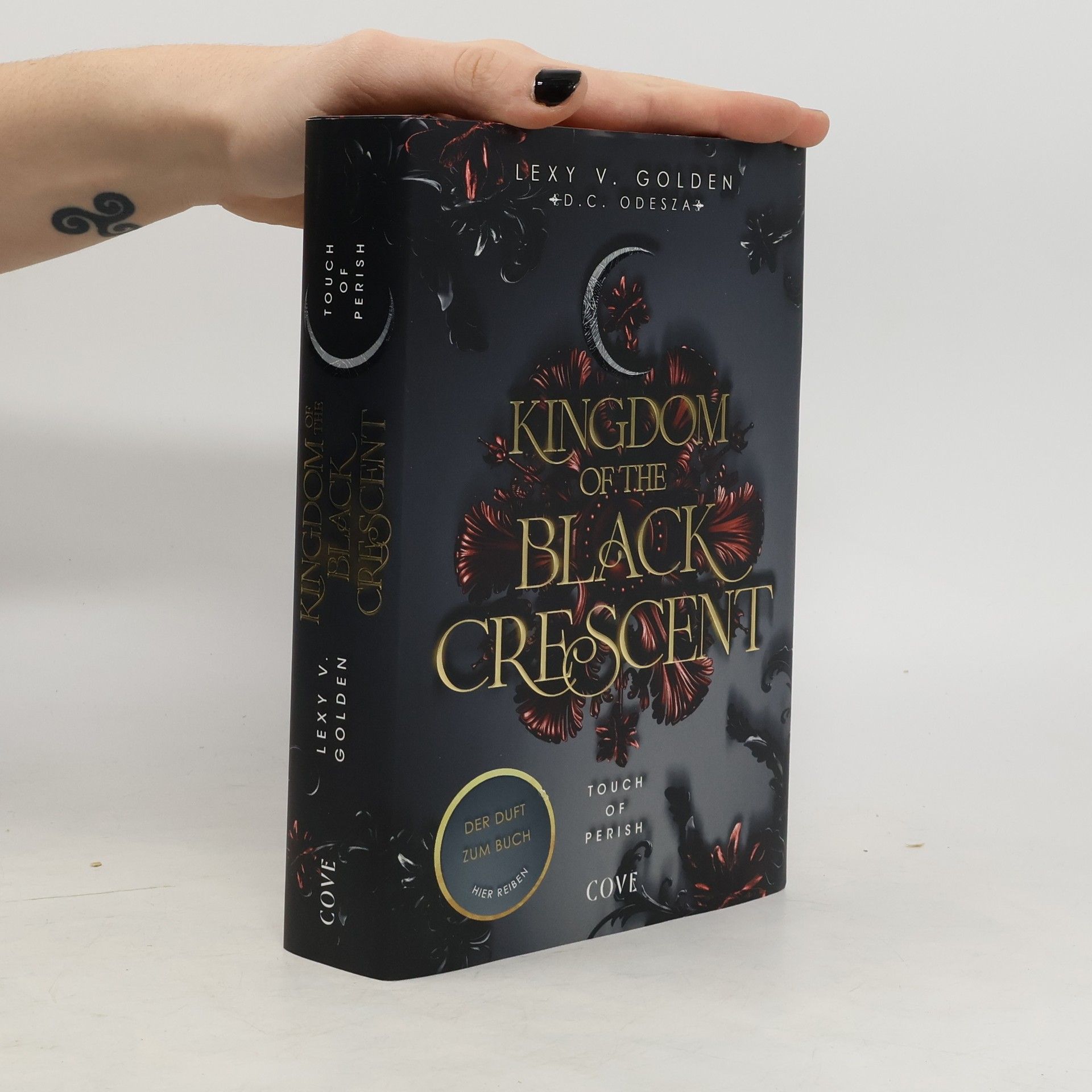 Kingdom of the Black Crescent 1: Touch of Perish