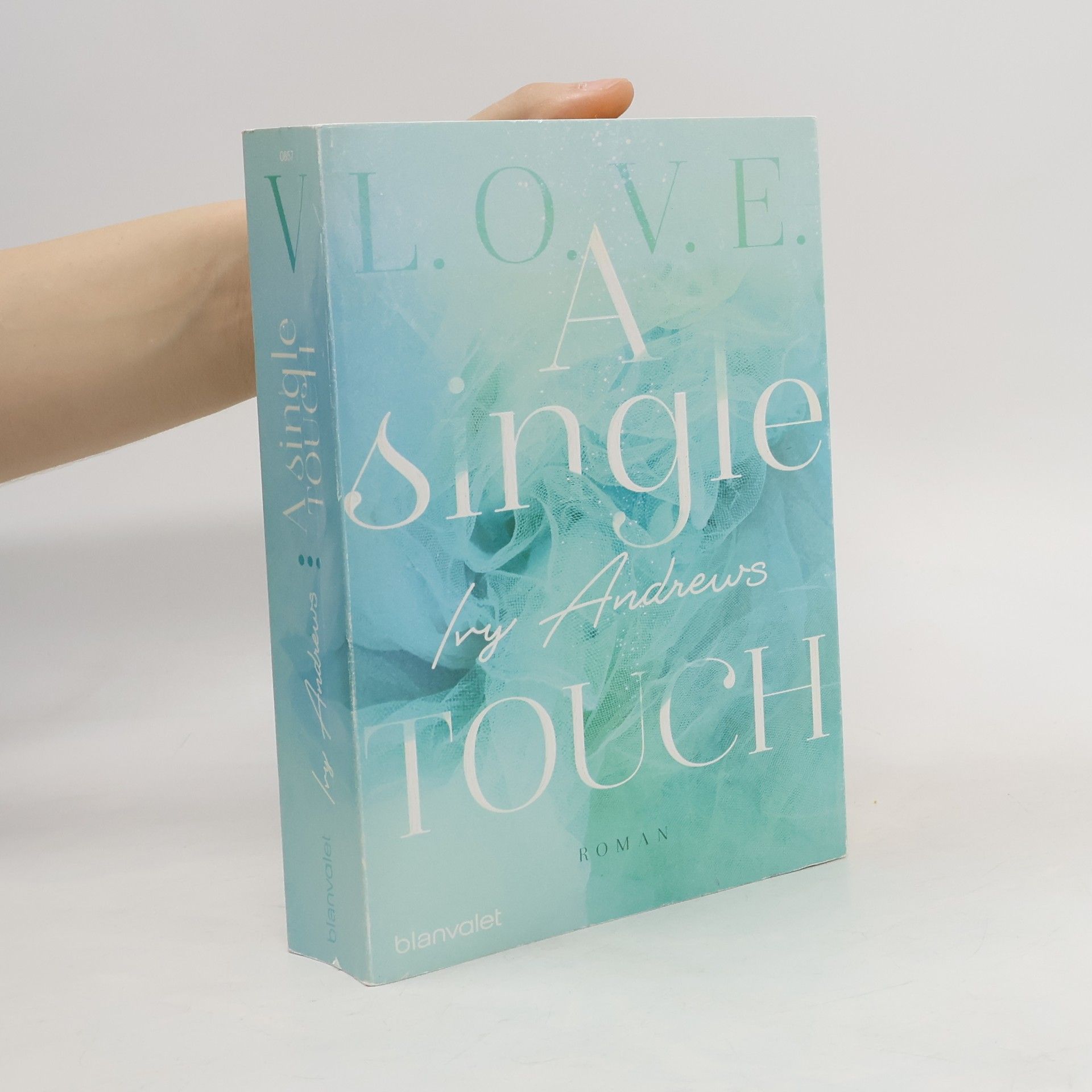 L.O.V.E. 3: A single touch