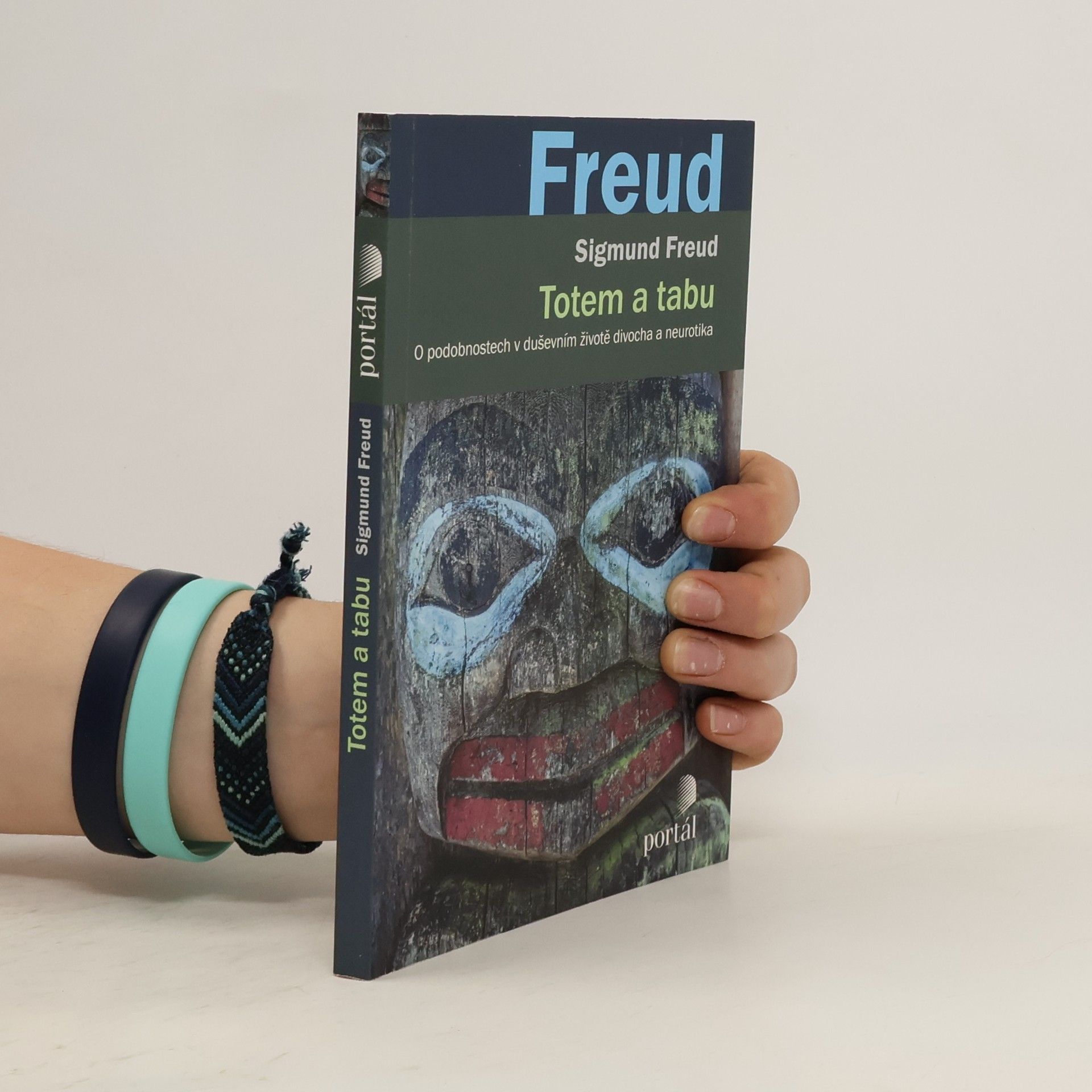 Sigmund Freud Totem a tabu. O podobnostech v duševním životě divocha a neurotika