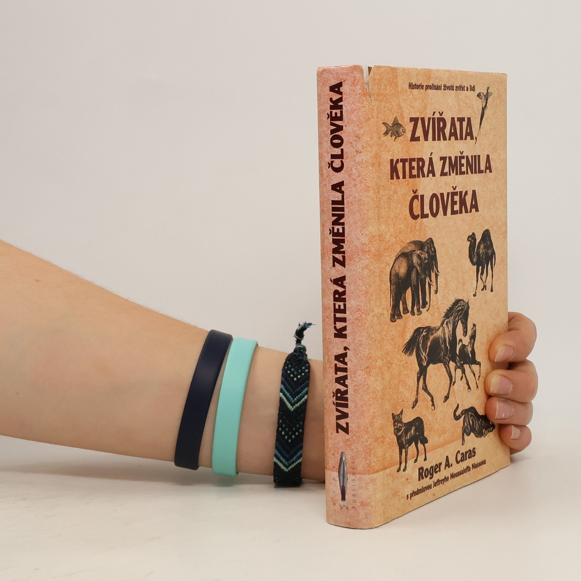 Roger A. Caras Zvířata, která změnila člověka