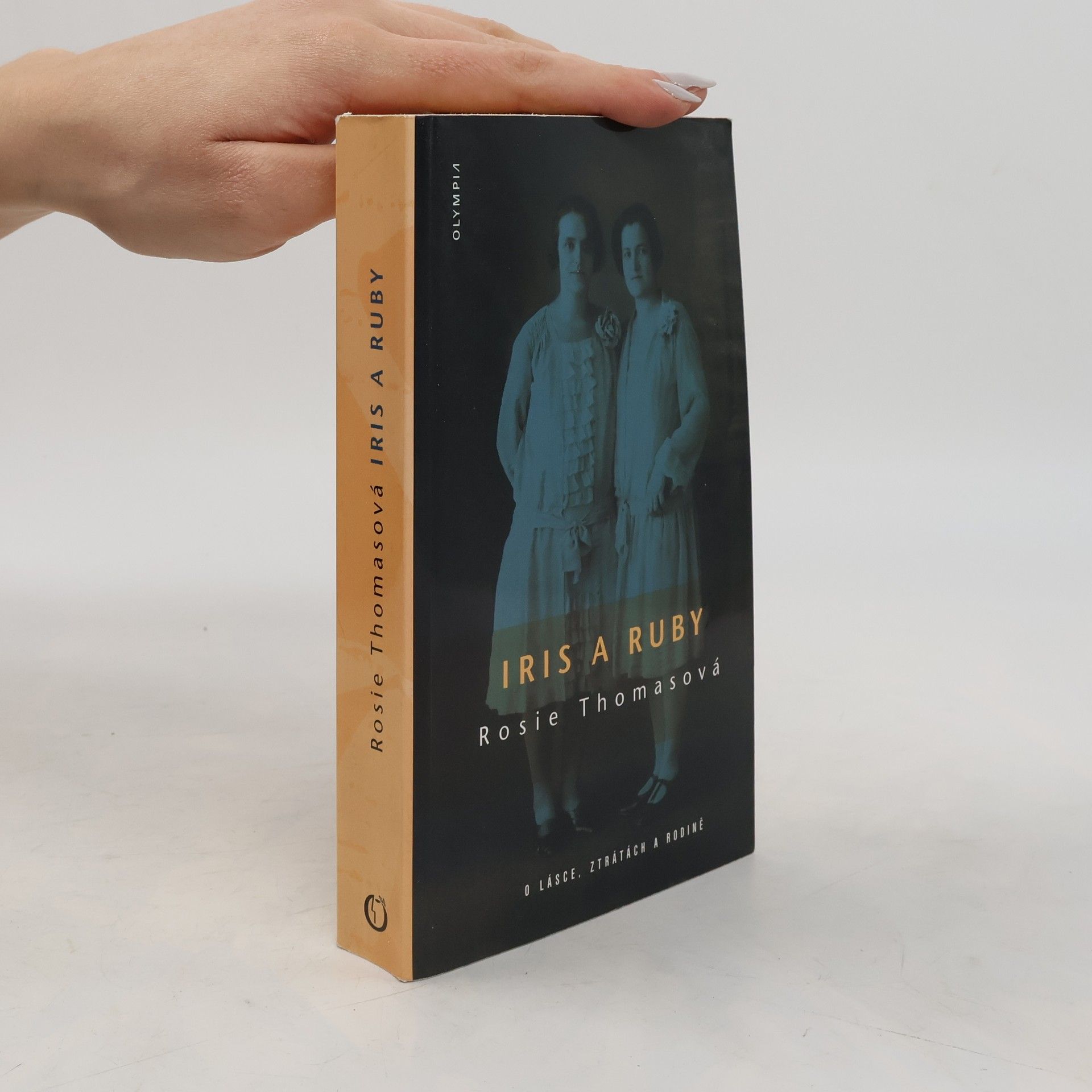 Rosie Thomas Iris a Ruby