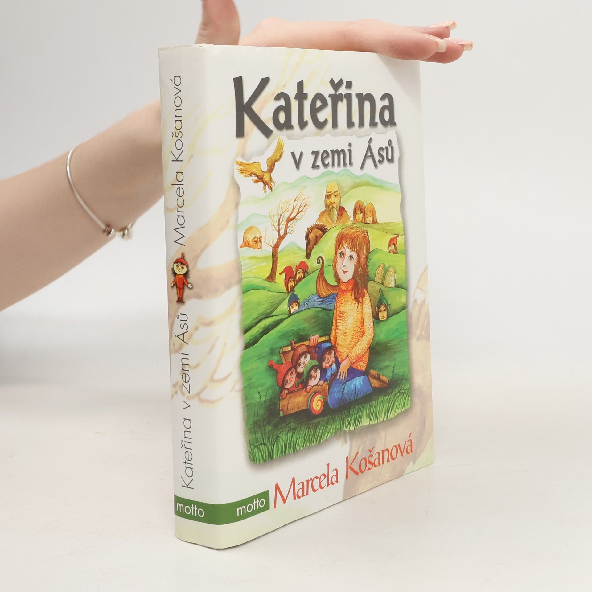 Marcela Košanová Kateřina v zemi Ásů