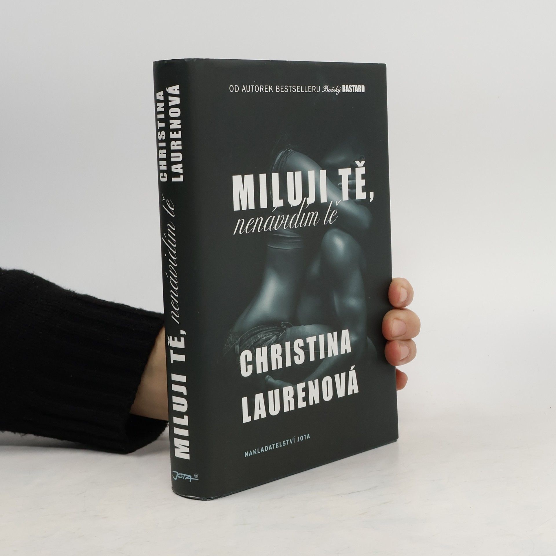 Christina Lauren Miluji tě, nenávidím tě