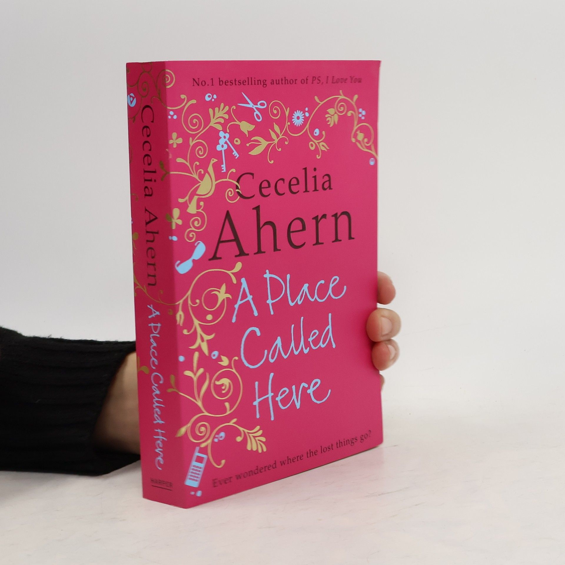 Cecelia Ahern A place called here