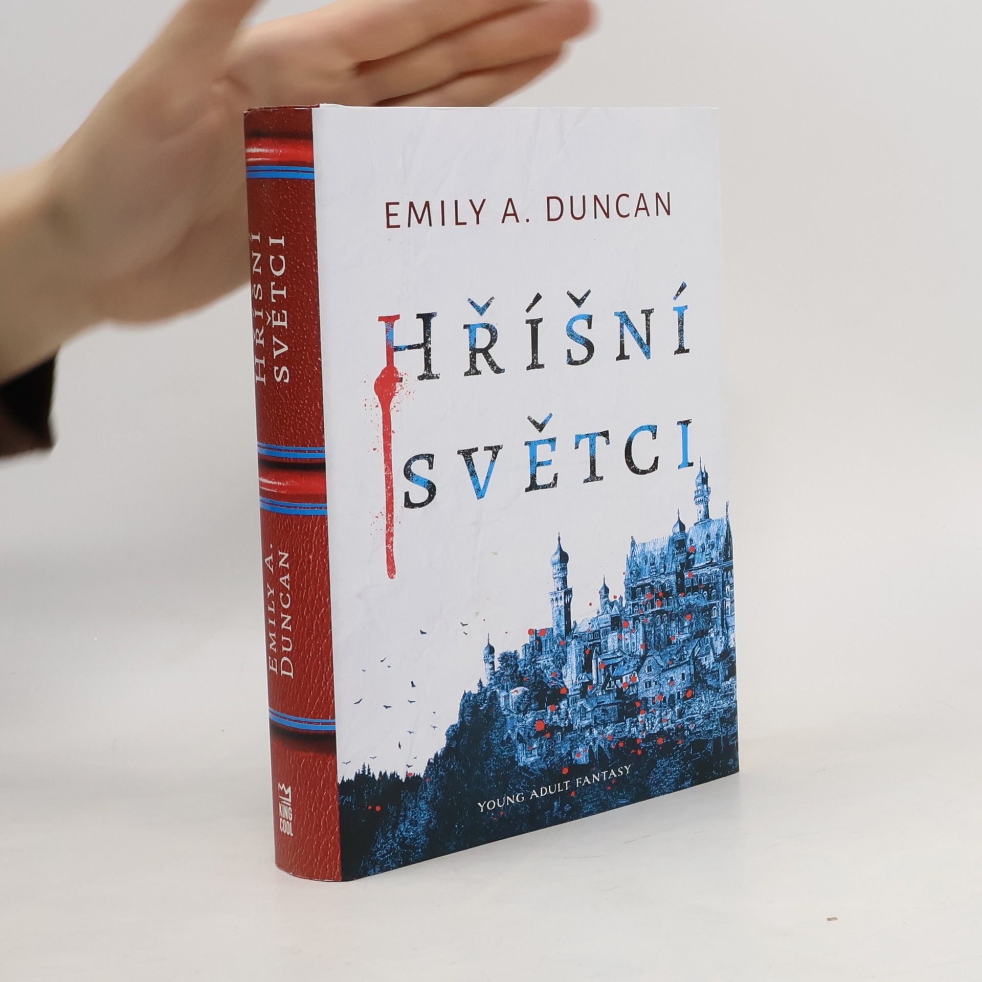 Emily A. Duncan Hříšní světci