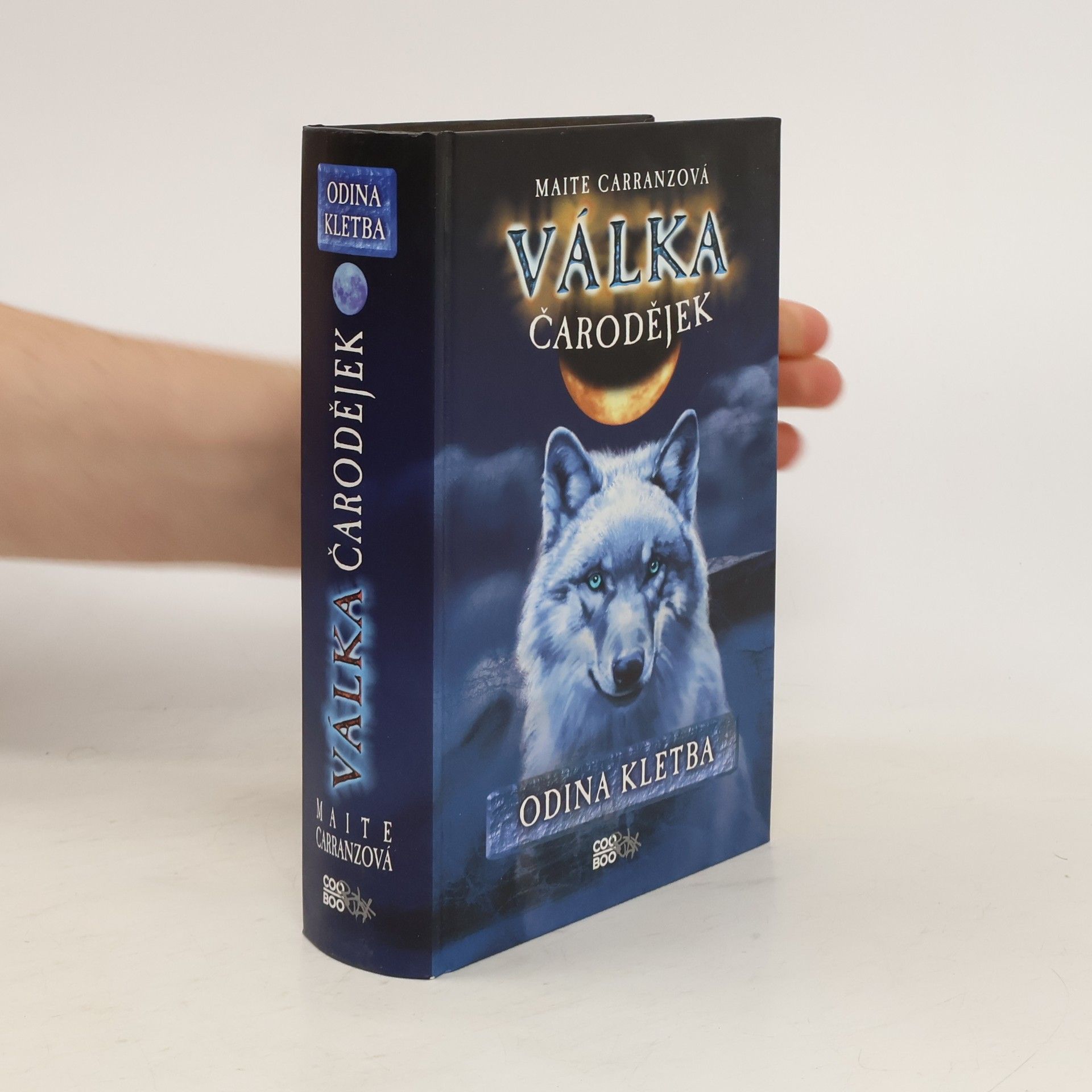 Maite Carranza Válka čarodějek. Odina kletba