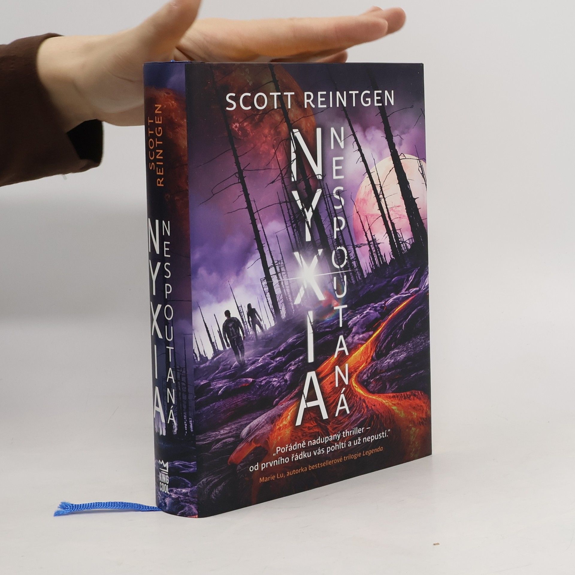 Scott Reintgen Nyxia nespoutaná