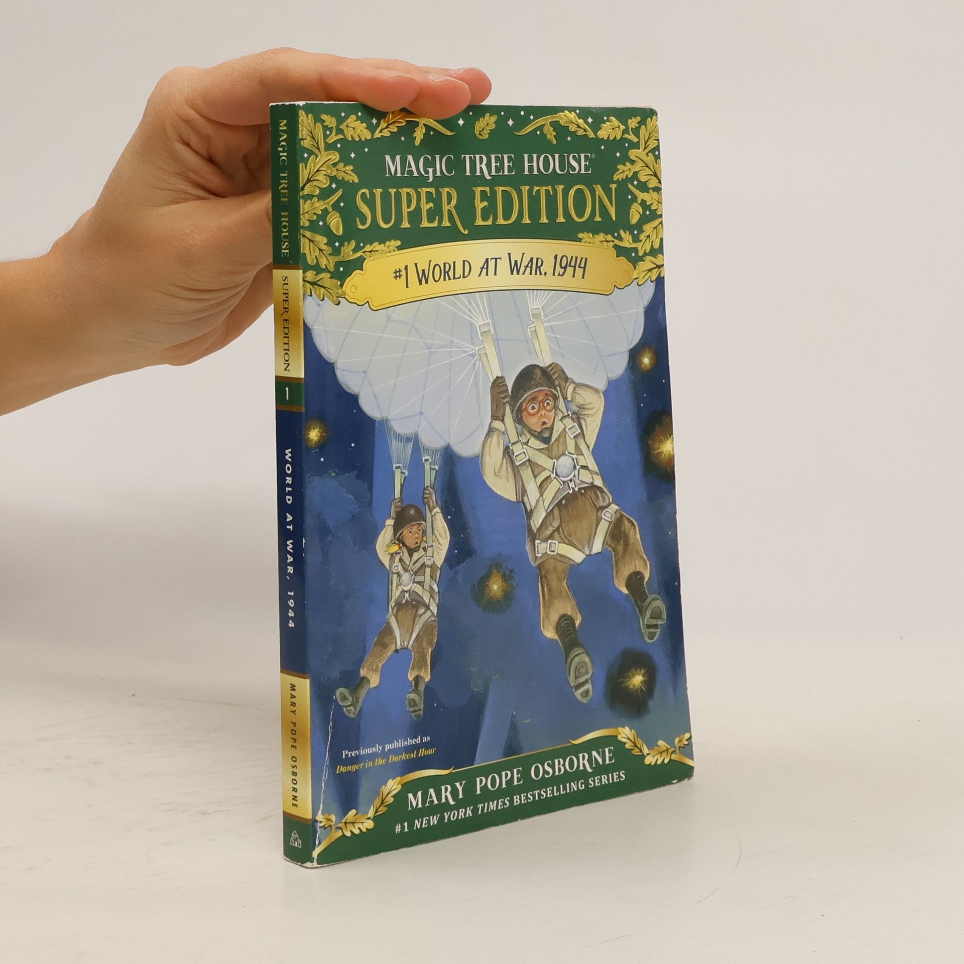 Mary Pope Osborne World at War, 1944