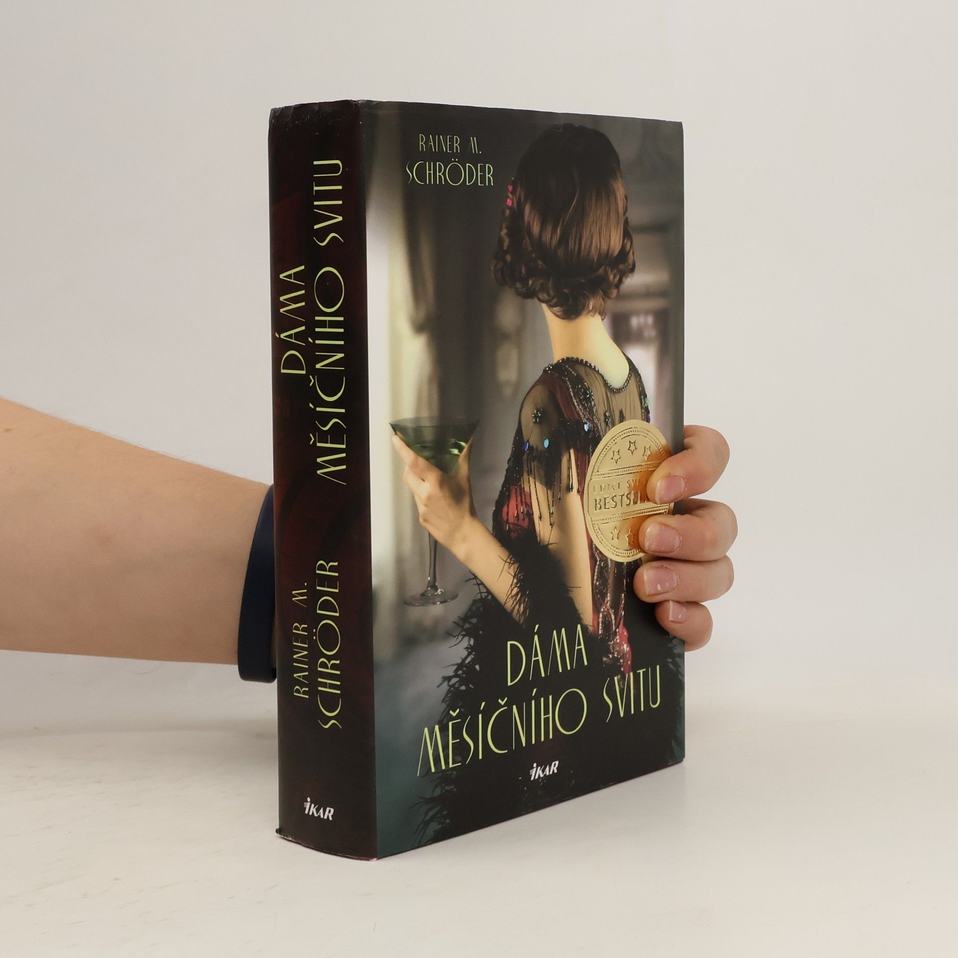 Rainer M. Schröder Dáma Měsíčního svitu