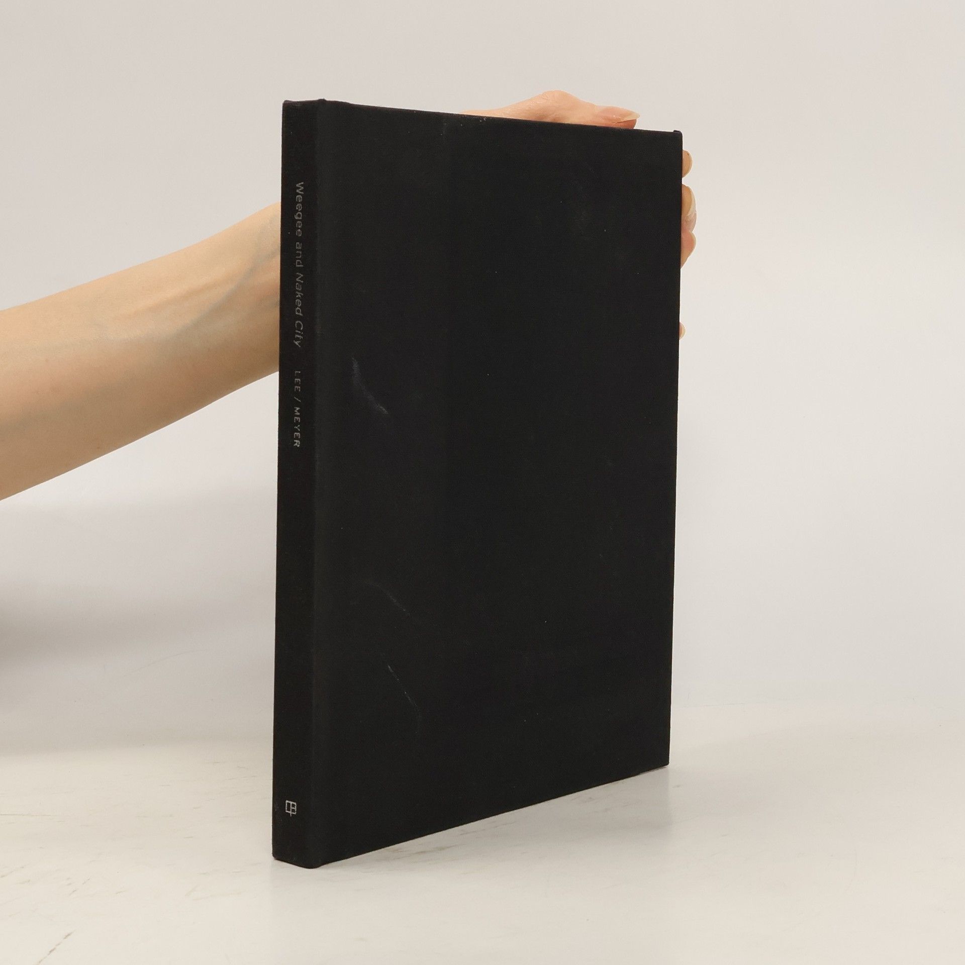 Anthony W. Lee Defining Moments in American Photography: Weegee and Naked City