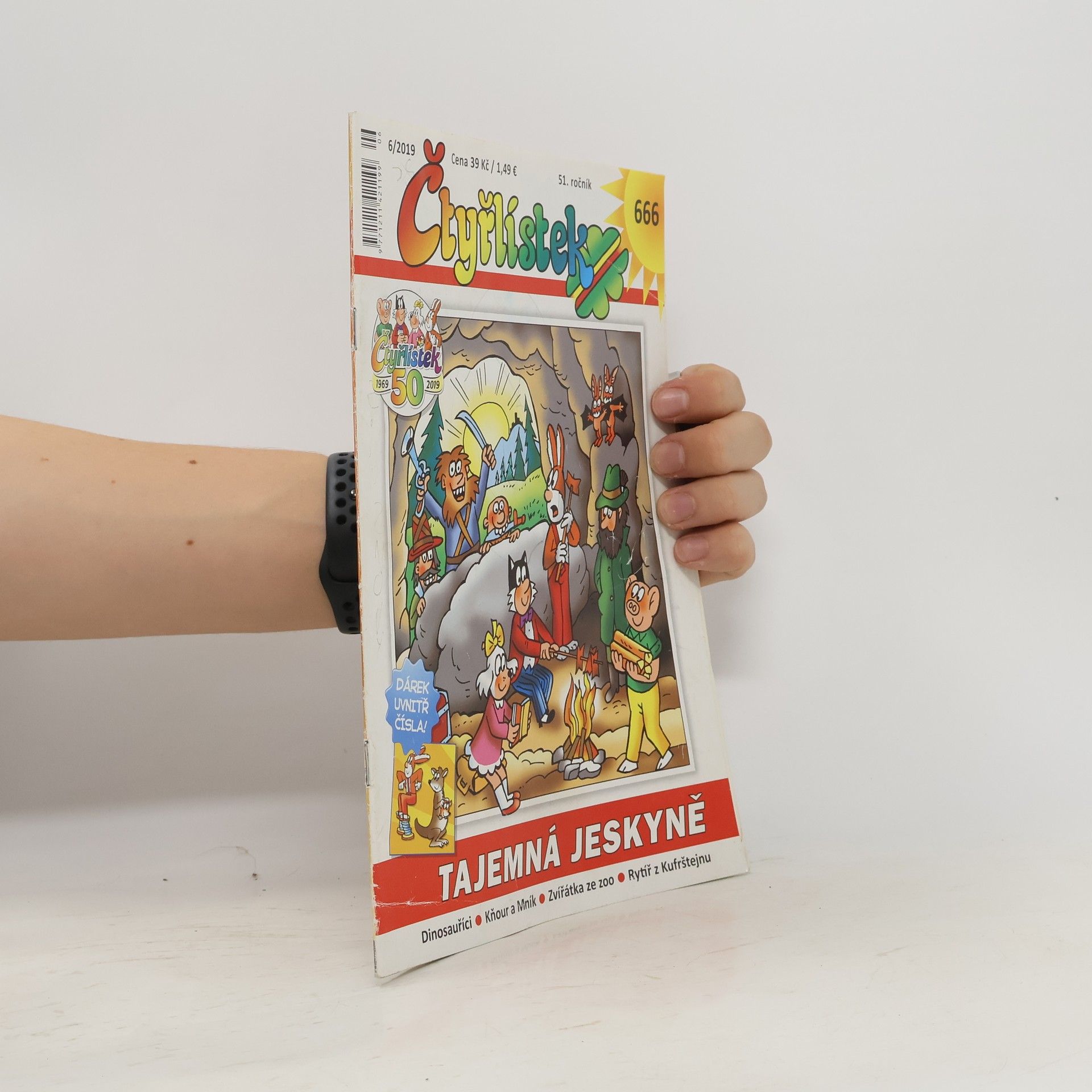 Kolektiv autorů Čtyřlístek 666. 6/2019