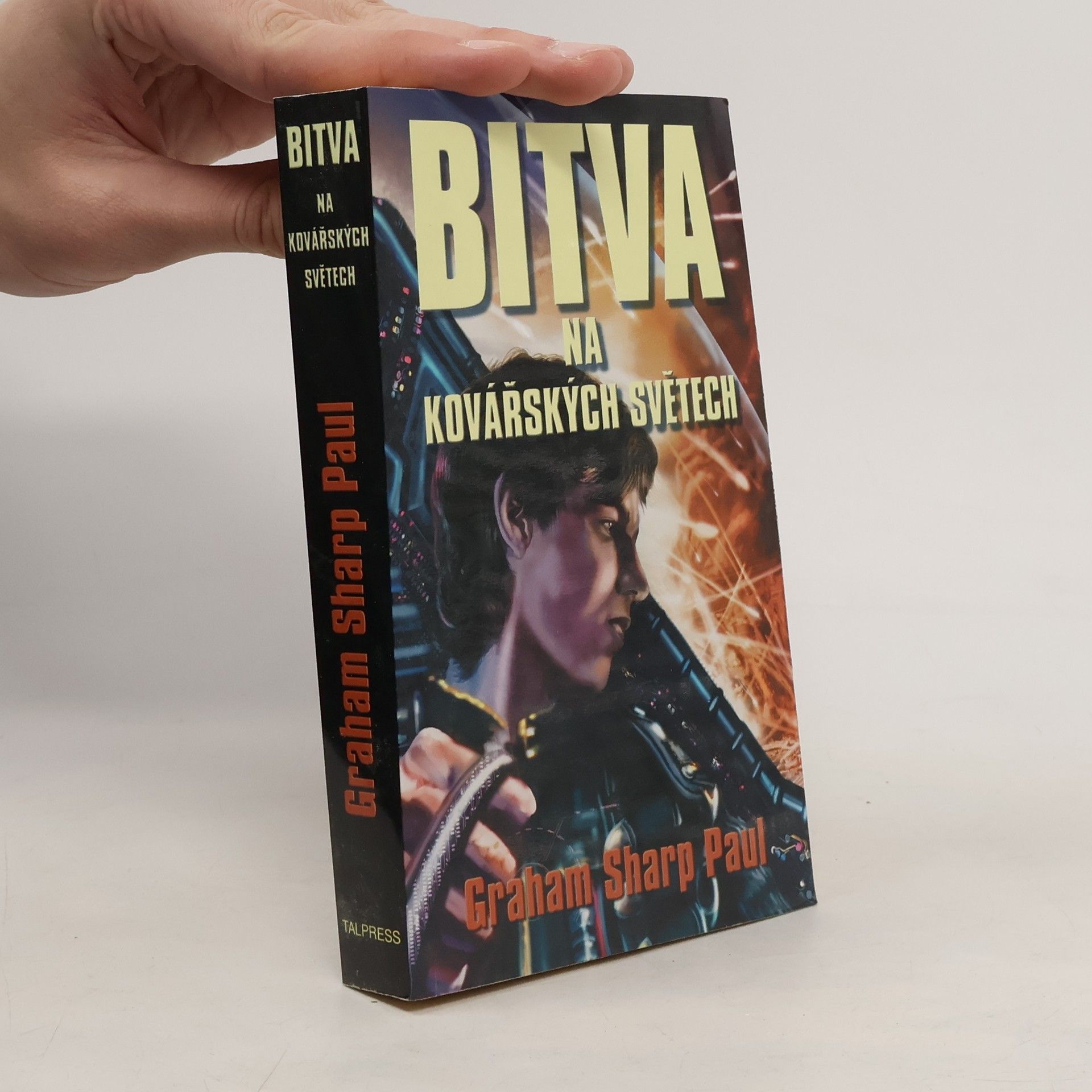 Helfortova válka. Kniha druhá, Bitva na Kovářských světech