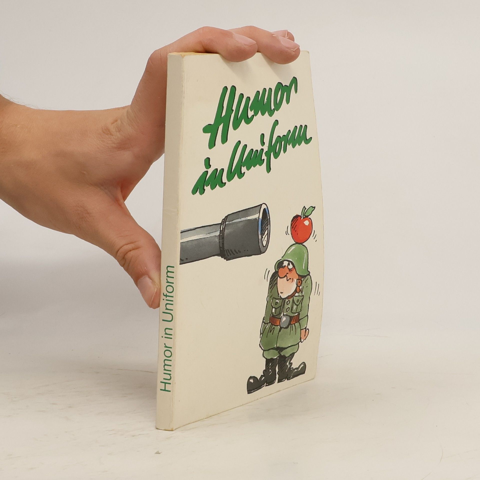 AA.VV. Humor in Uniform