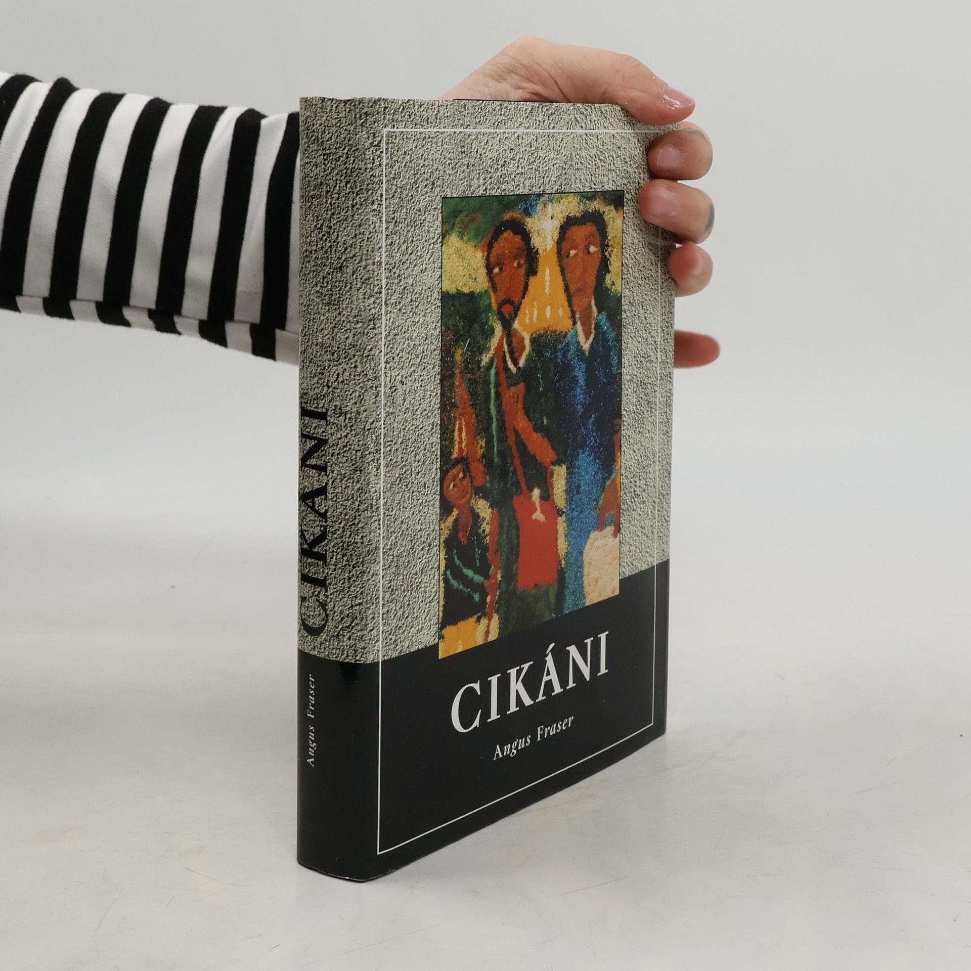 Angus M. Fraser Cikáni