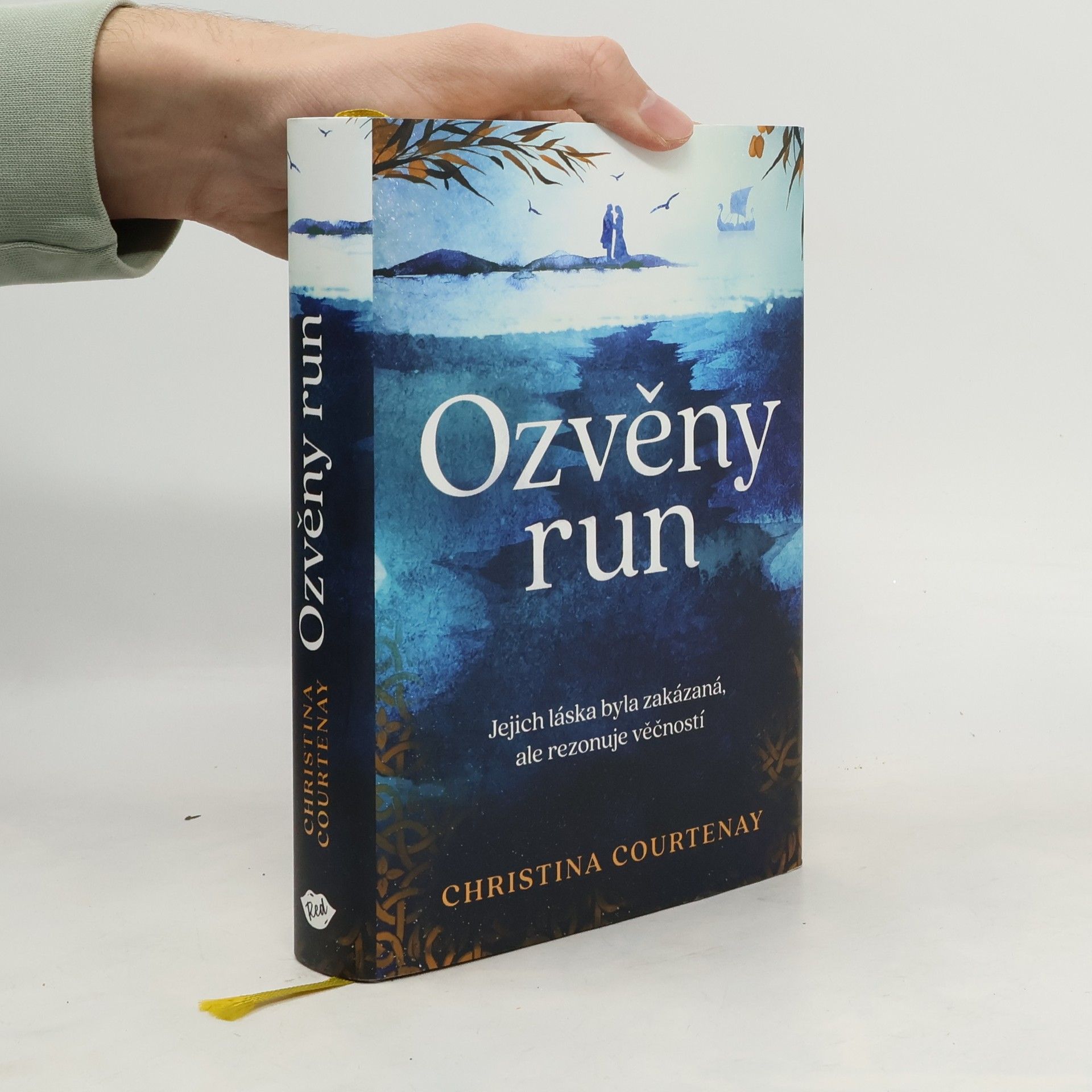 Christina Courtenay Ozvěny run
