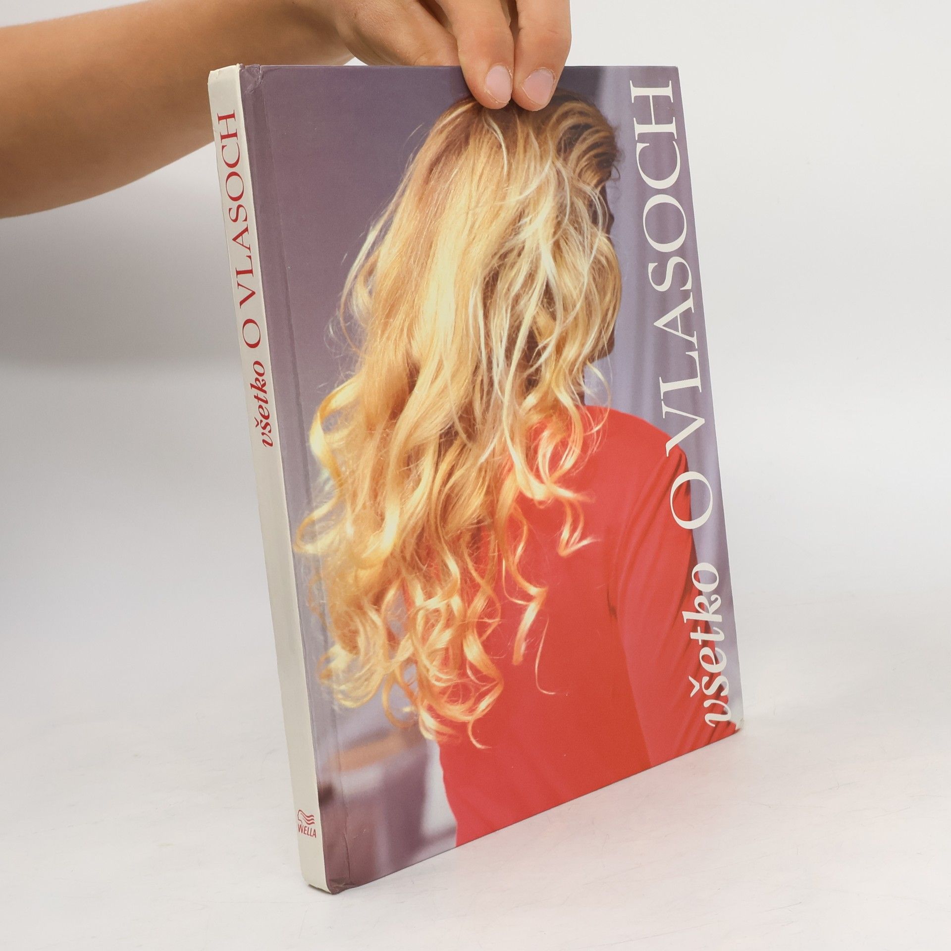 AA.VV. Všetko o vlasoch