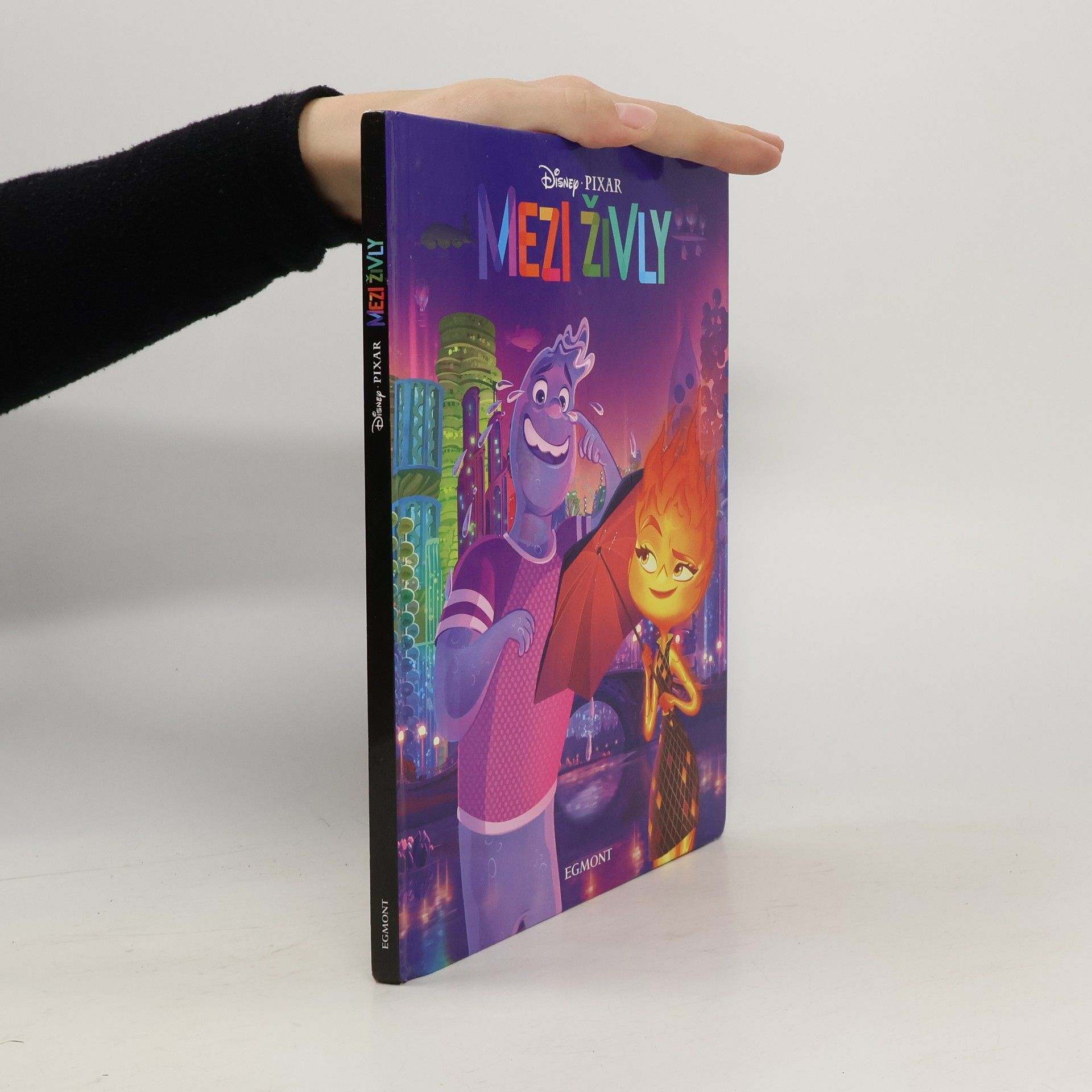 Suzanne Francis Mezi živly