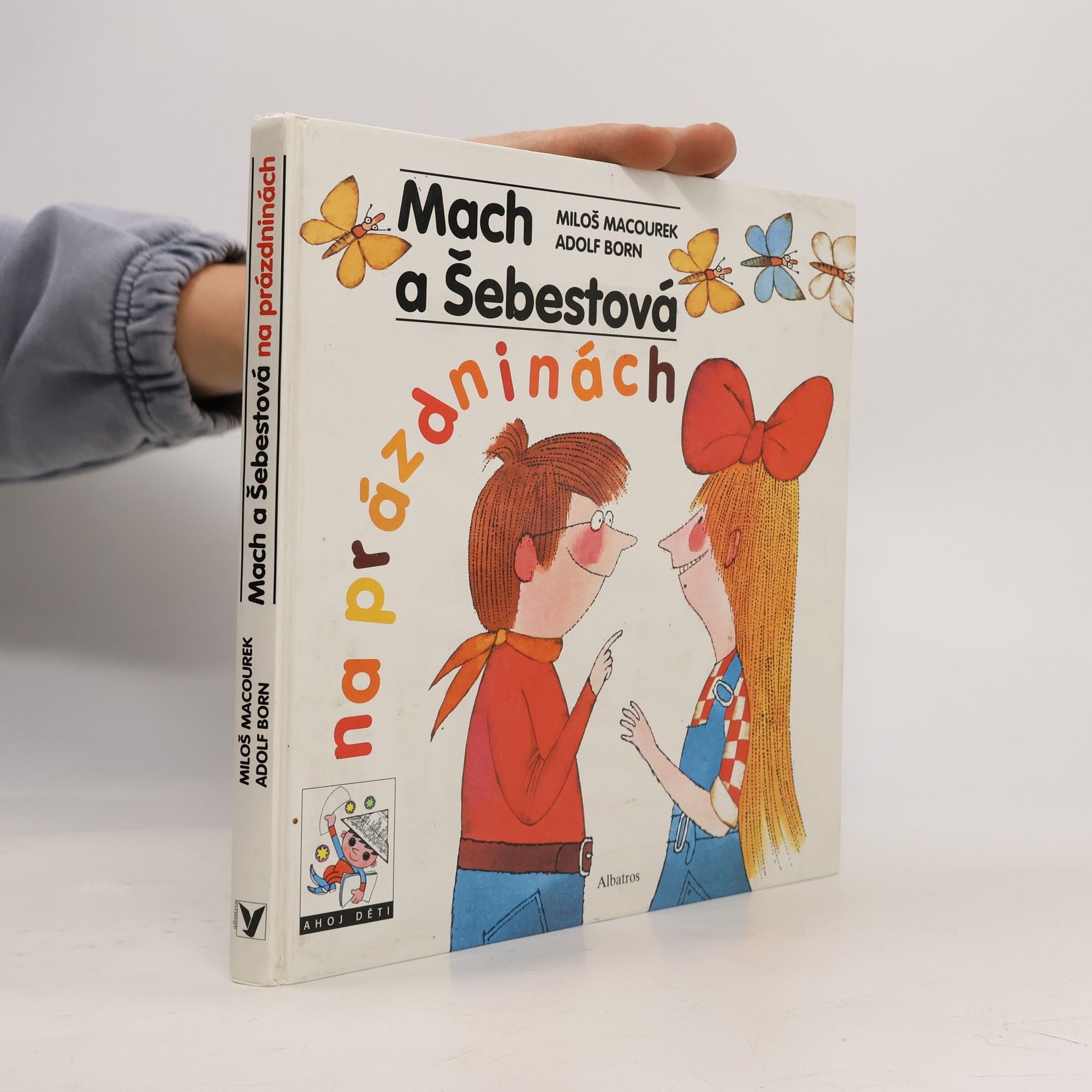 Miloš Macourek Mach a Šebestová na prázdninách