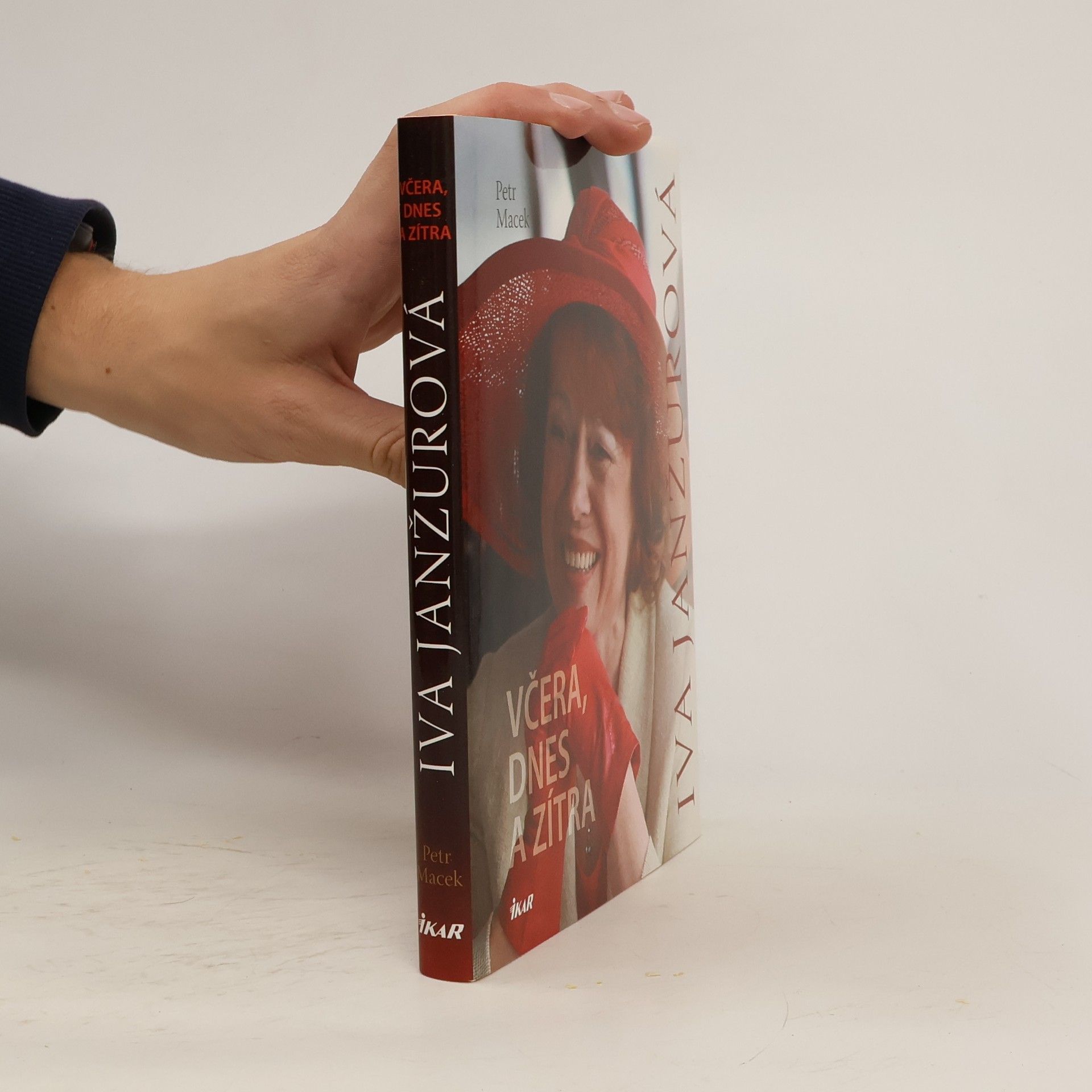 Petr Macek Iva Janžurová. Včera, dnes a zítra