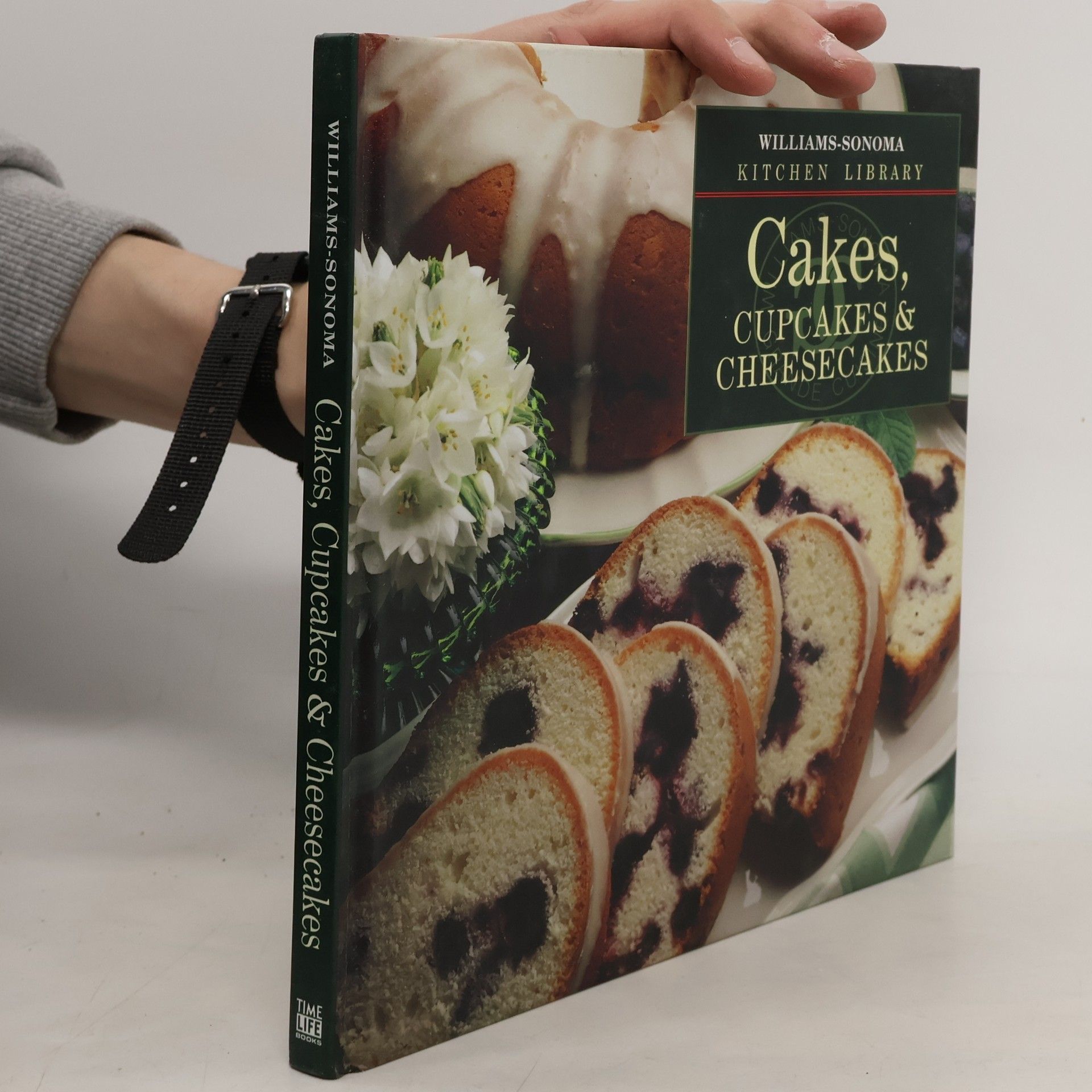 Sarah Tenaglia Cakes Cupcakes and Cheesecakes