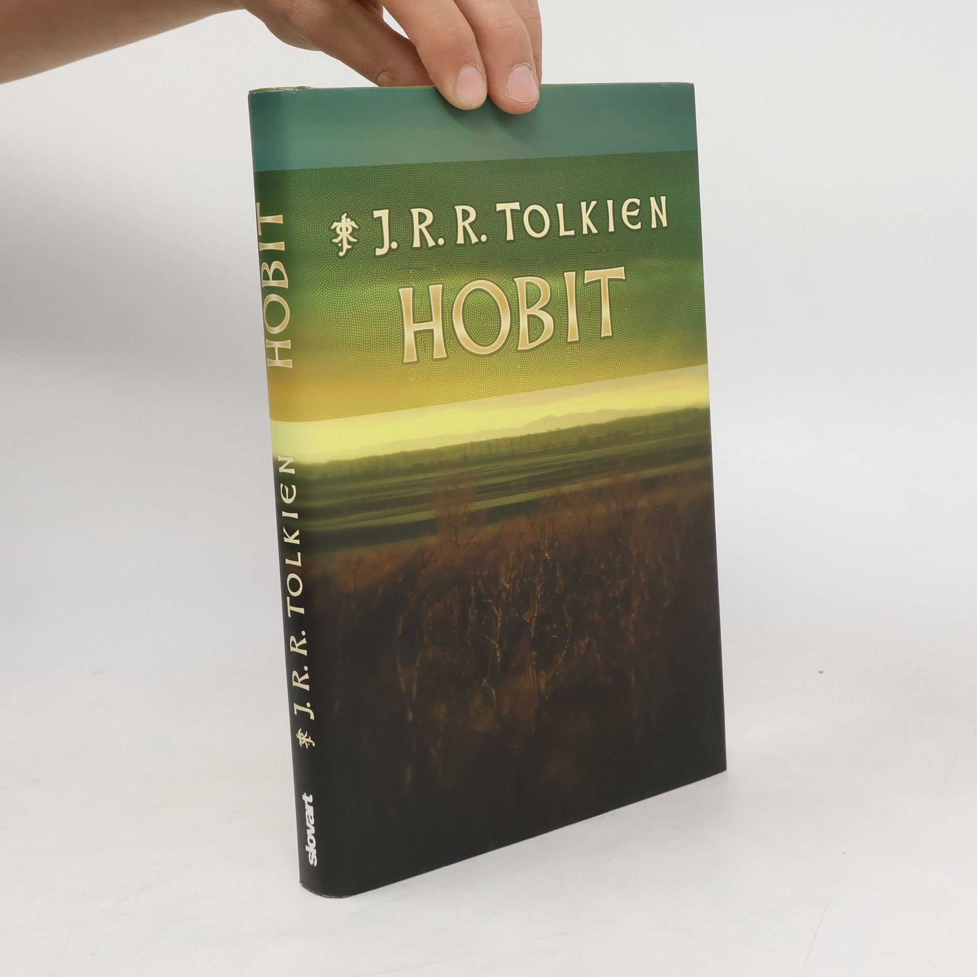 J. R. R. Tolkien Hobit (alebo Cesta tam a späť)