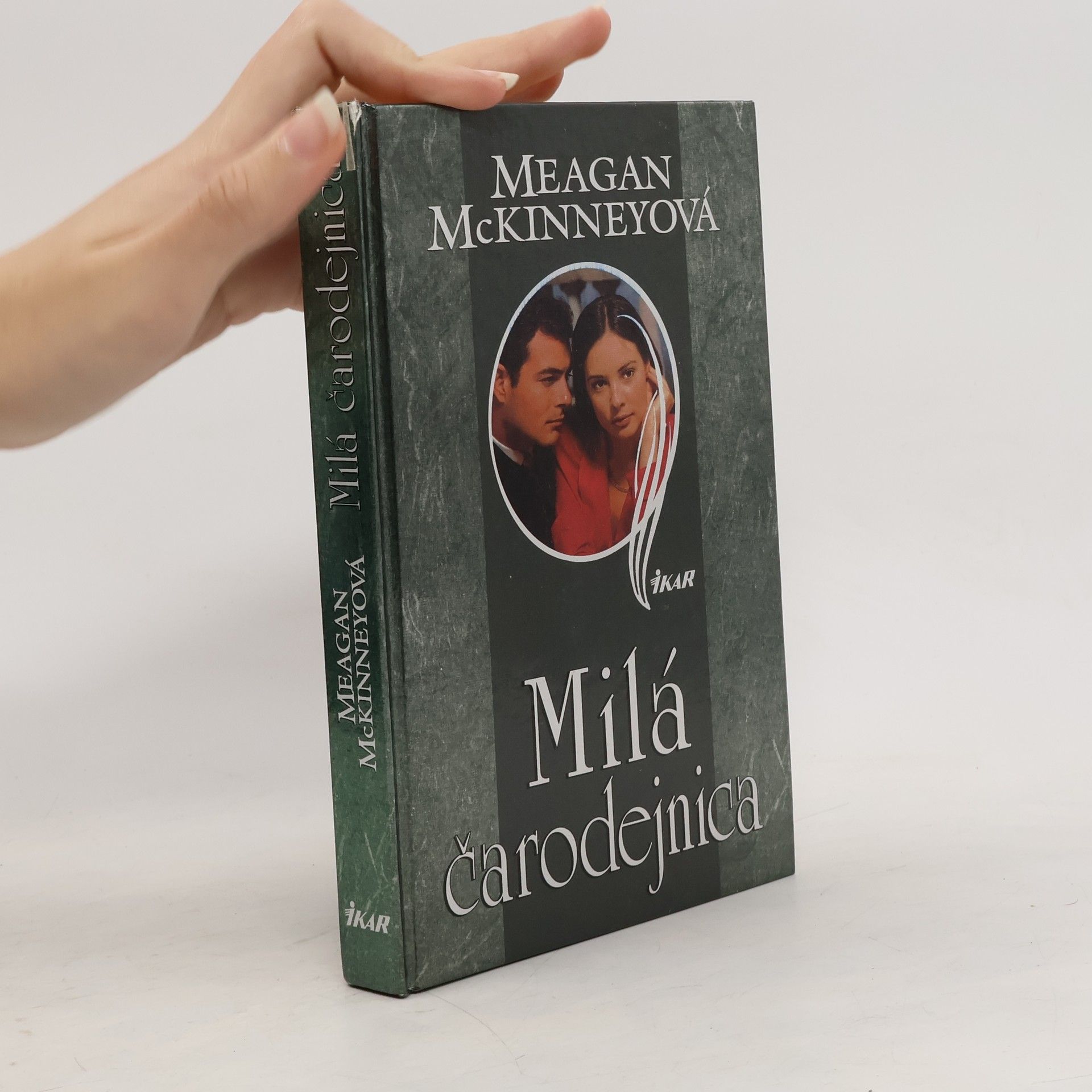 Meagan McKinney Milá čarodejnica