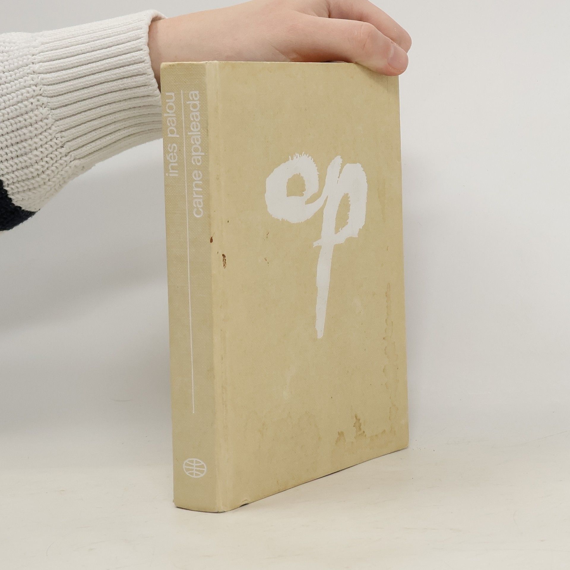 Inés Palou Autores españoles e hispanoamericanos: Carne apaleada