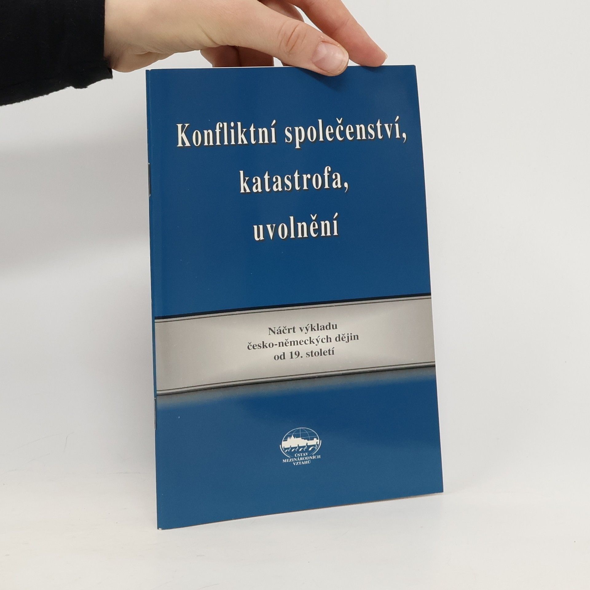 Various authors Konfliktní společenství, katastrofa, uvolnění.