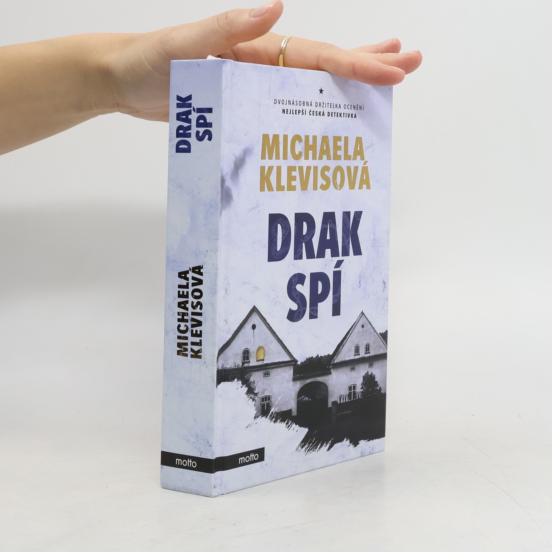 Michaela Klevisová Drak spí