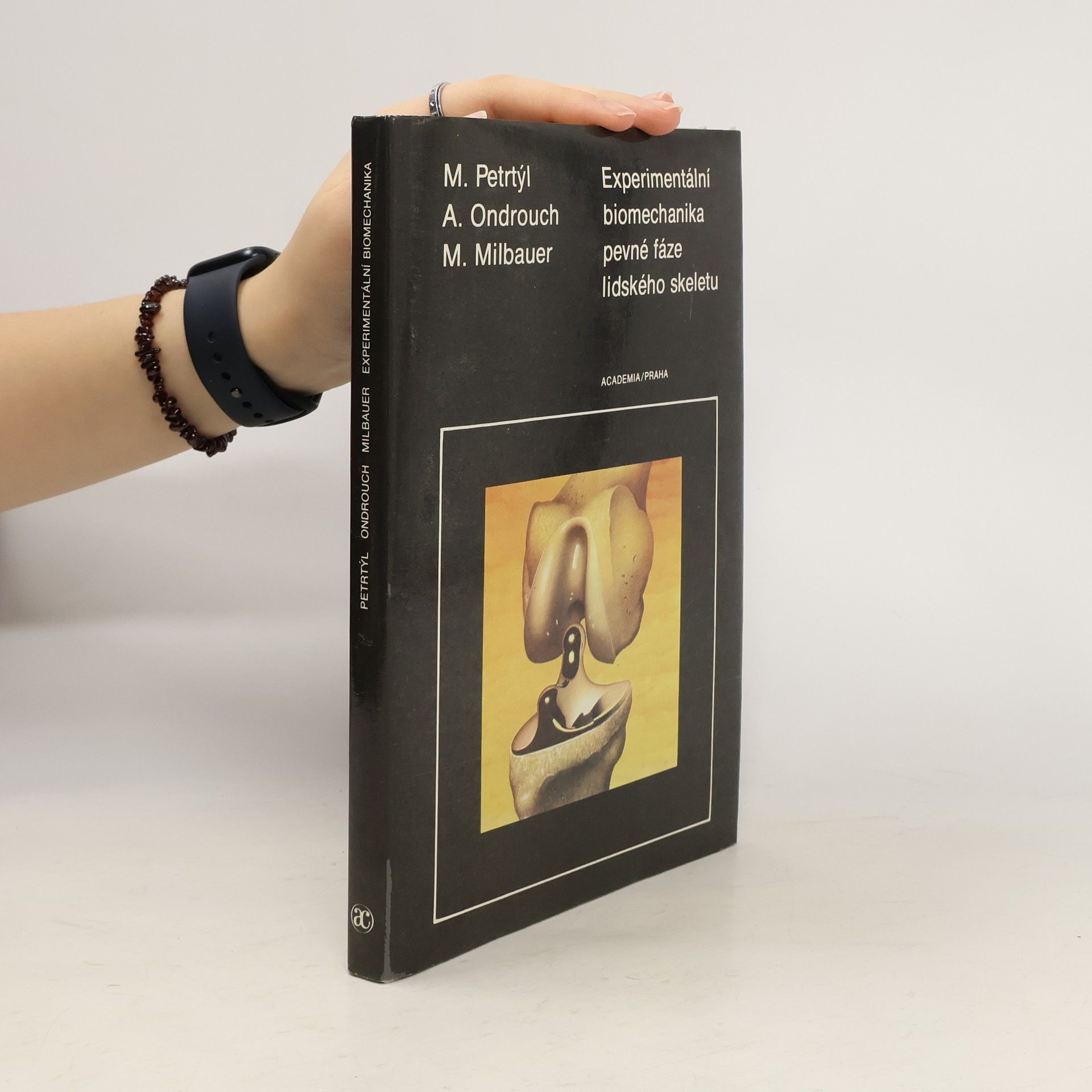 Experimentální biomechanika pevné fáze lidského skeletu