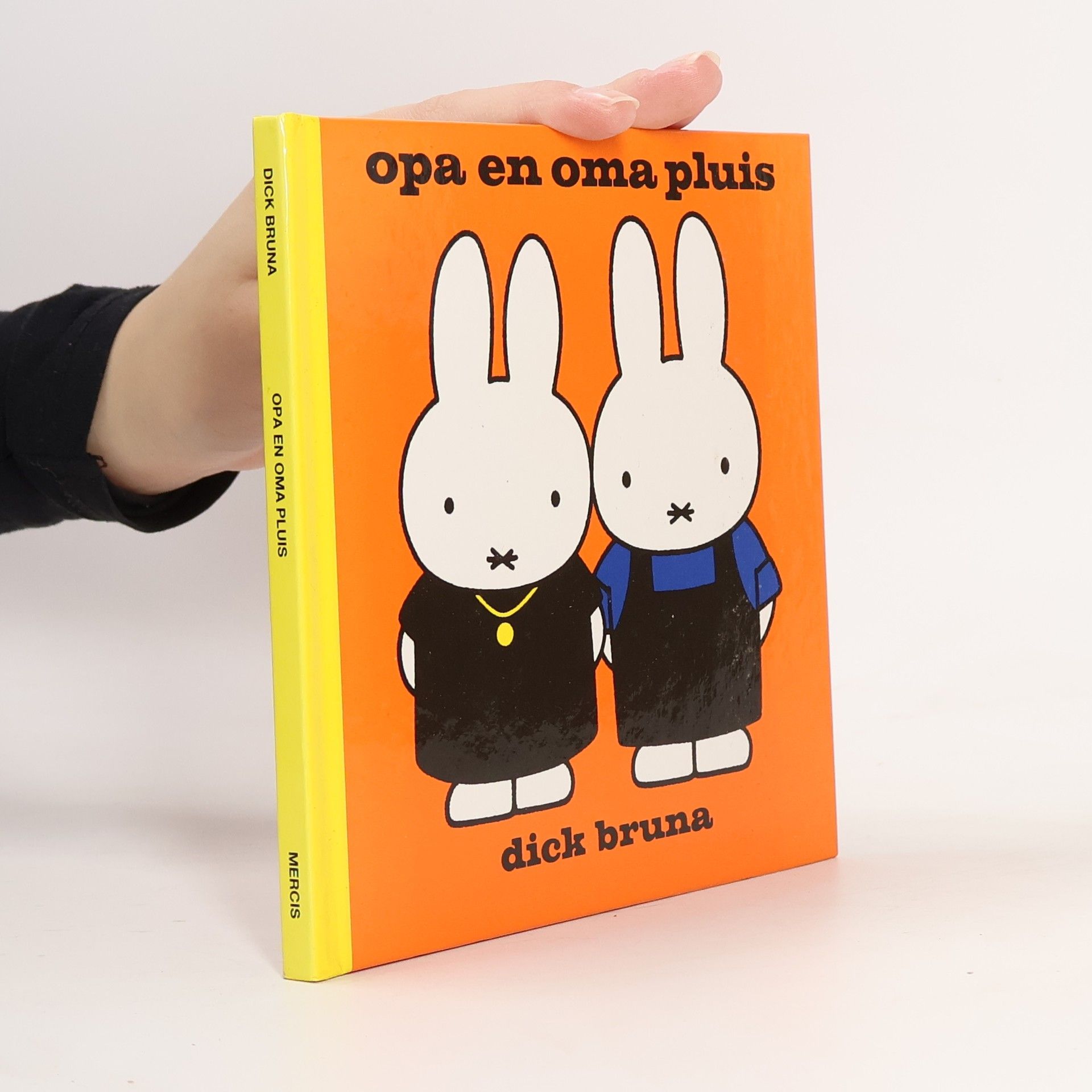 Dick Bruna Opa en oma Pluis