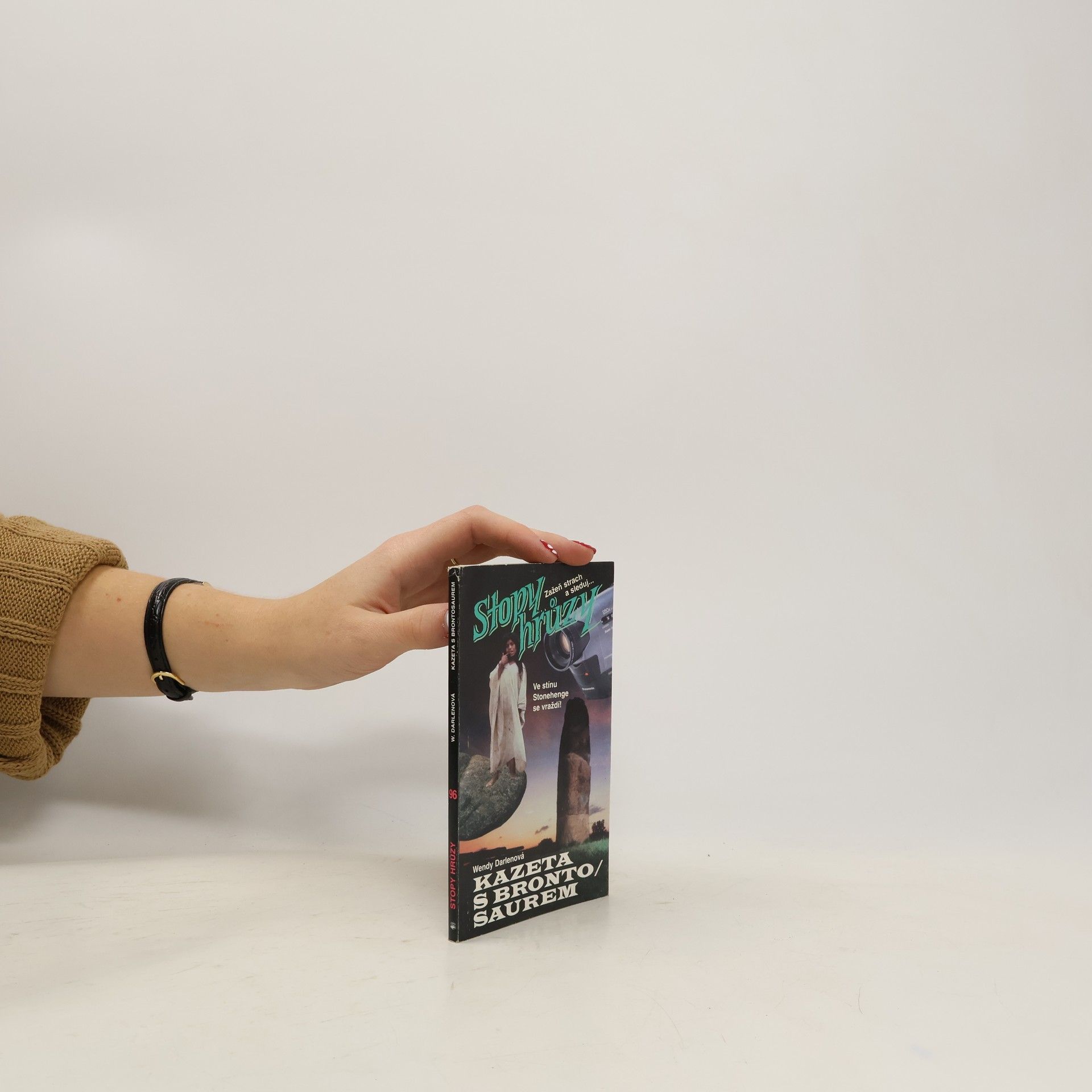 Wendy Darlen Kazeta s brontosaurem. Stopy hrůzy 96