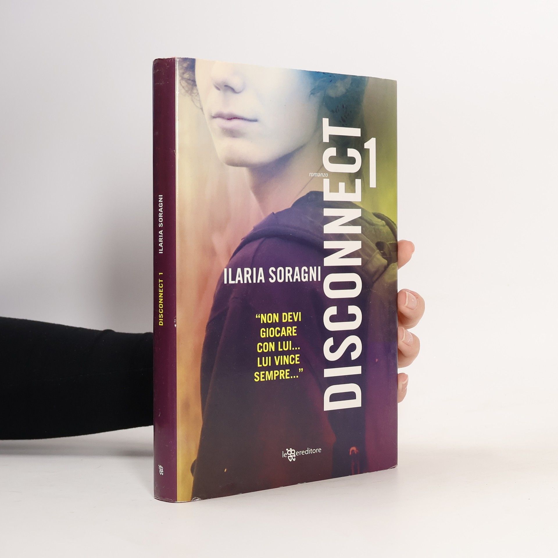 Ilaria Soragni Disconnect