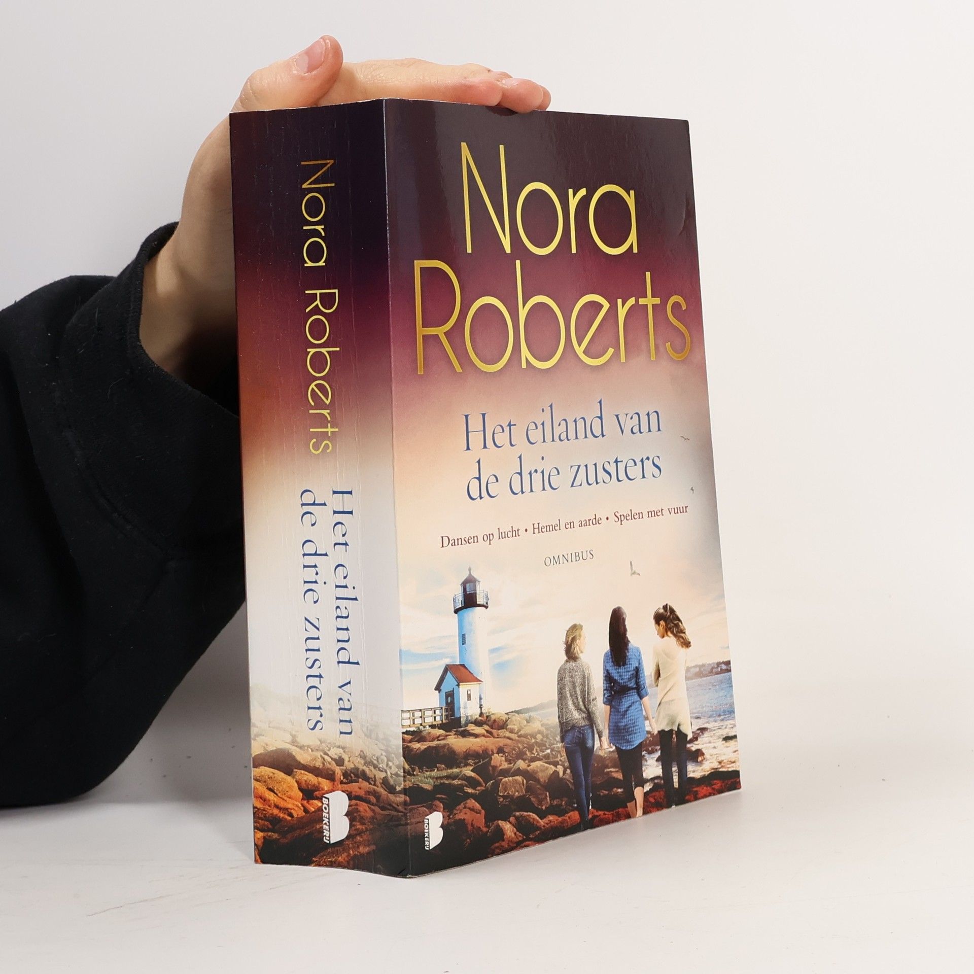 Nora Roberts Het eiland van de drie zusters