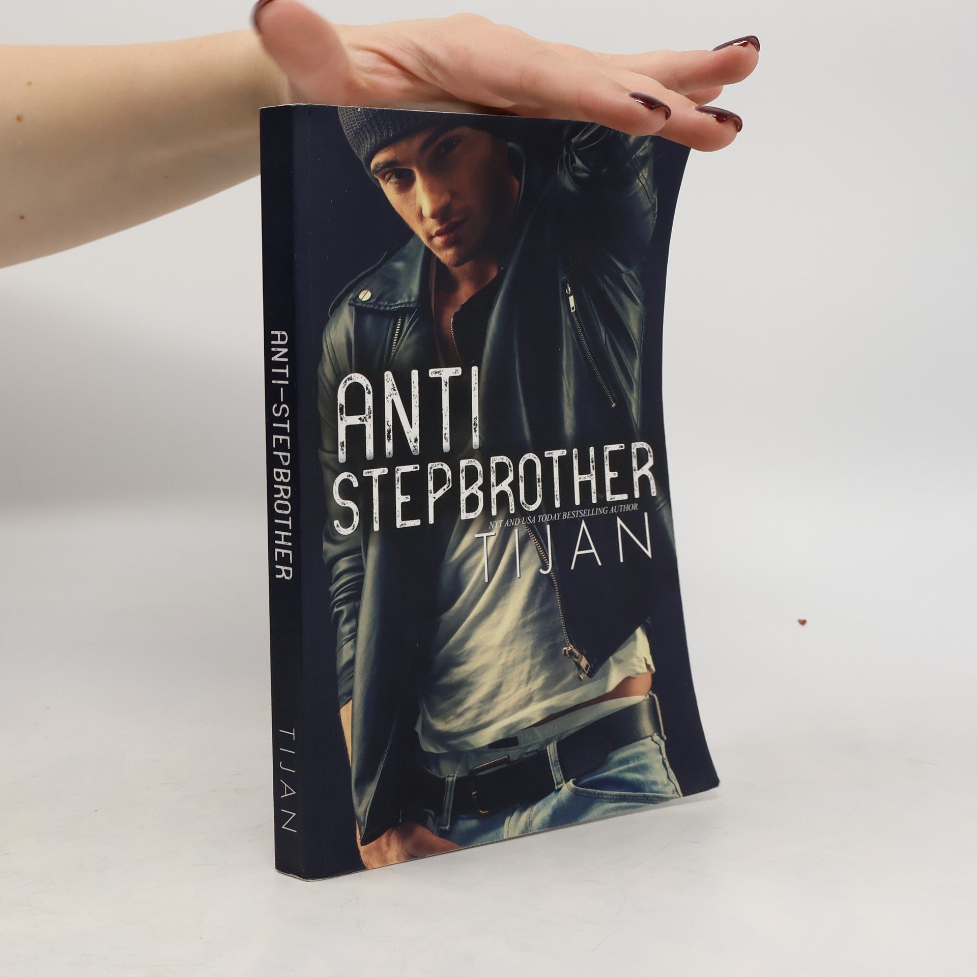 Tijan Anti-Stepbrother