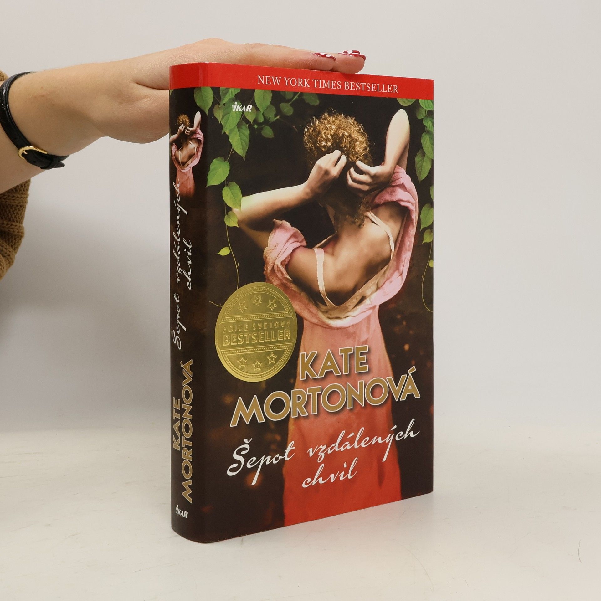 Kate Morton Šepot vzdálených chvil