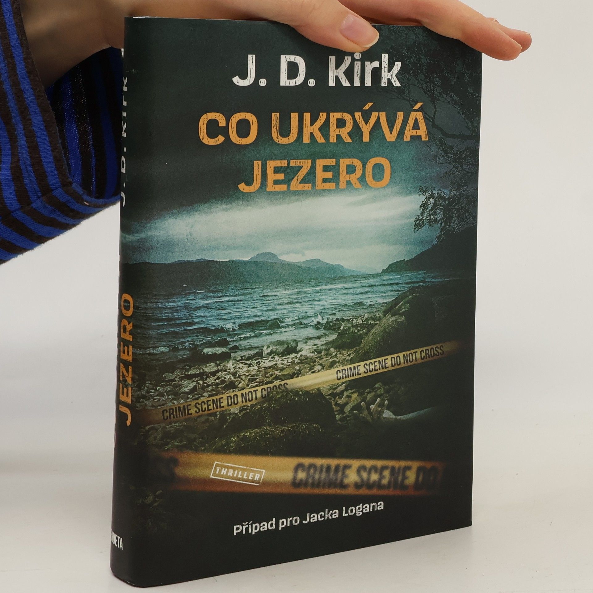 Co ukrývá jezero