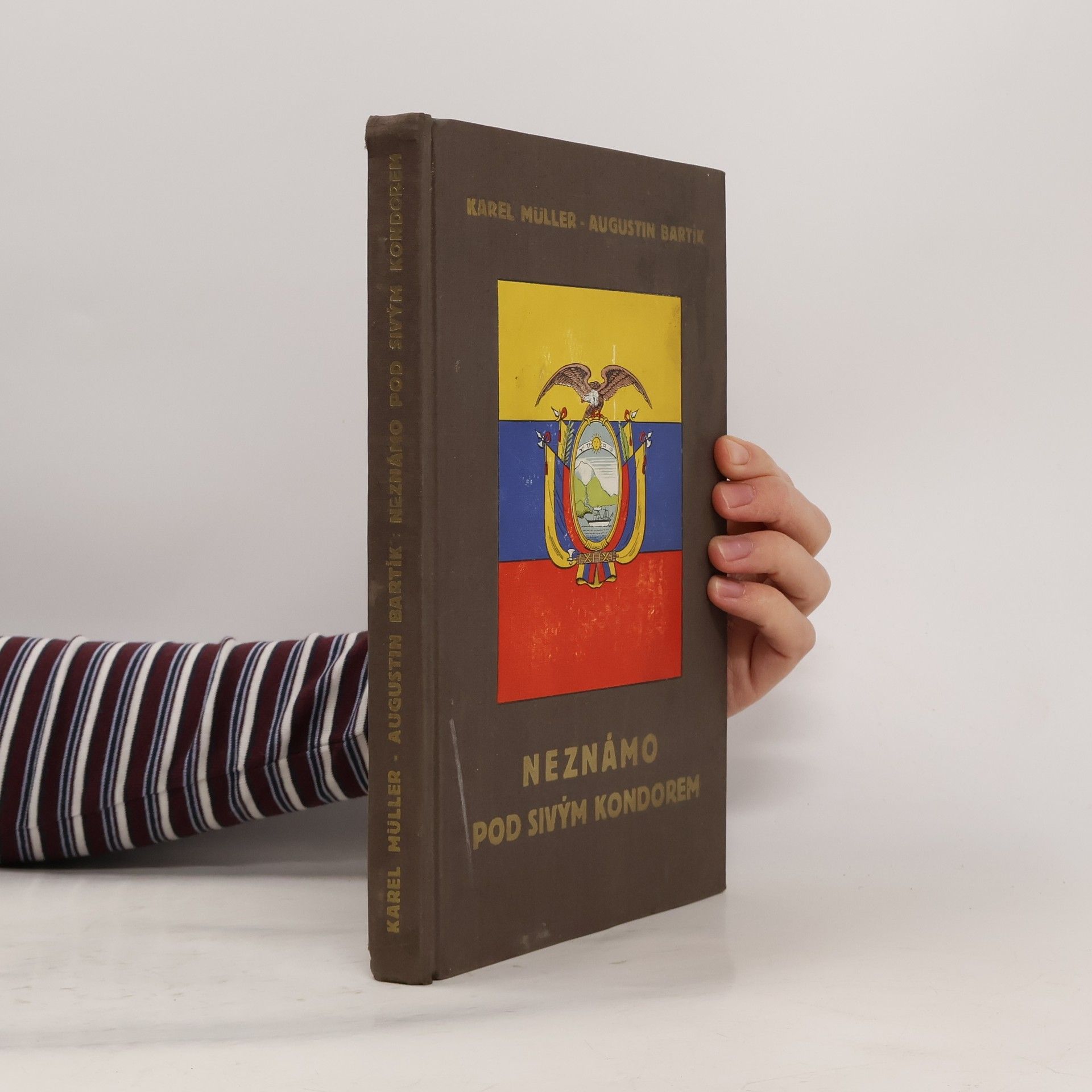 Karel Müller Neznámo pod sivým kondorem